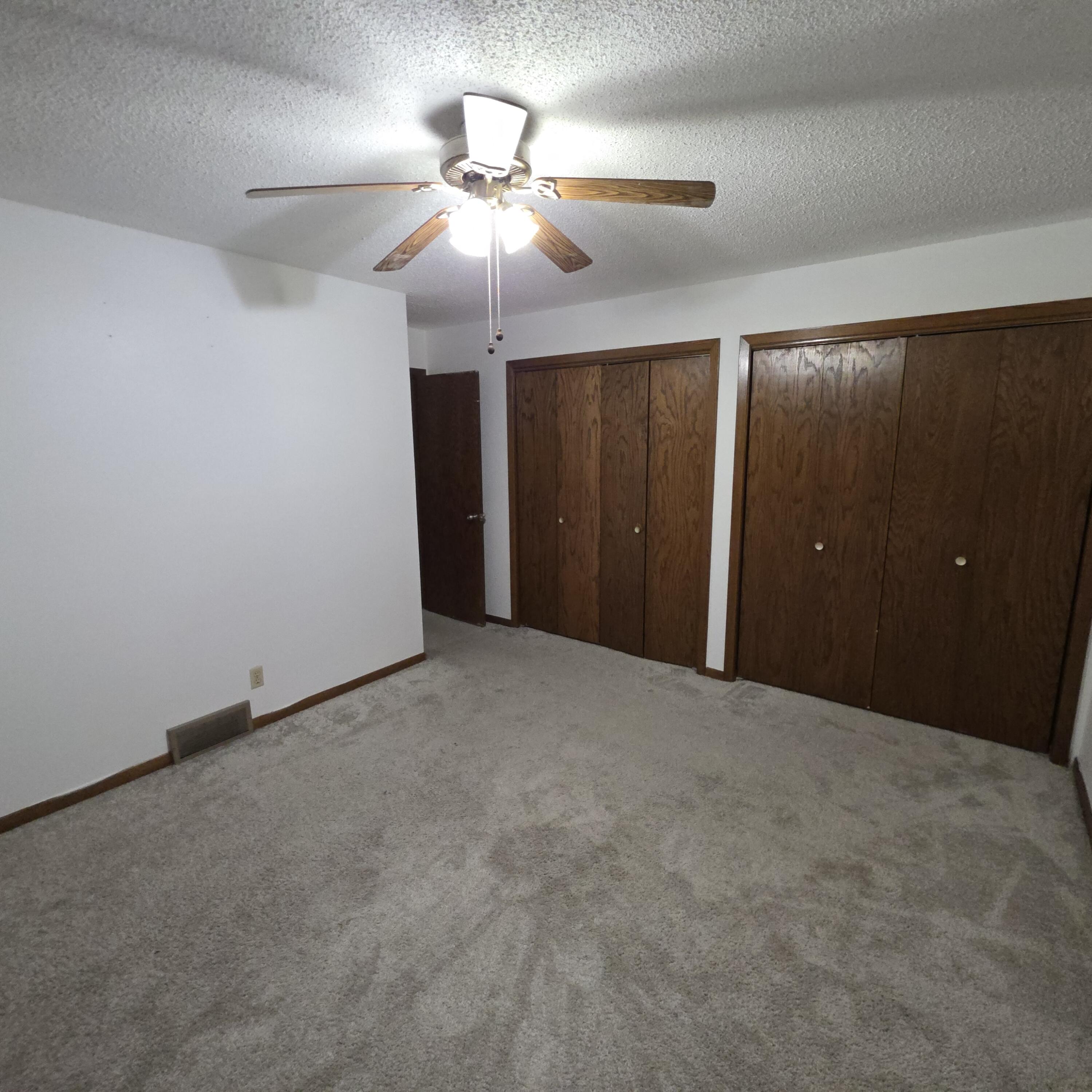 211 W 15th Ave