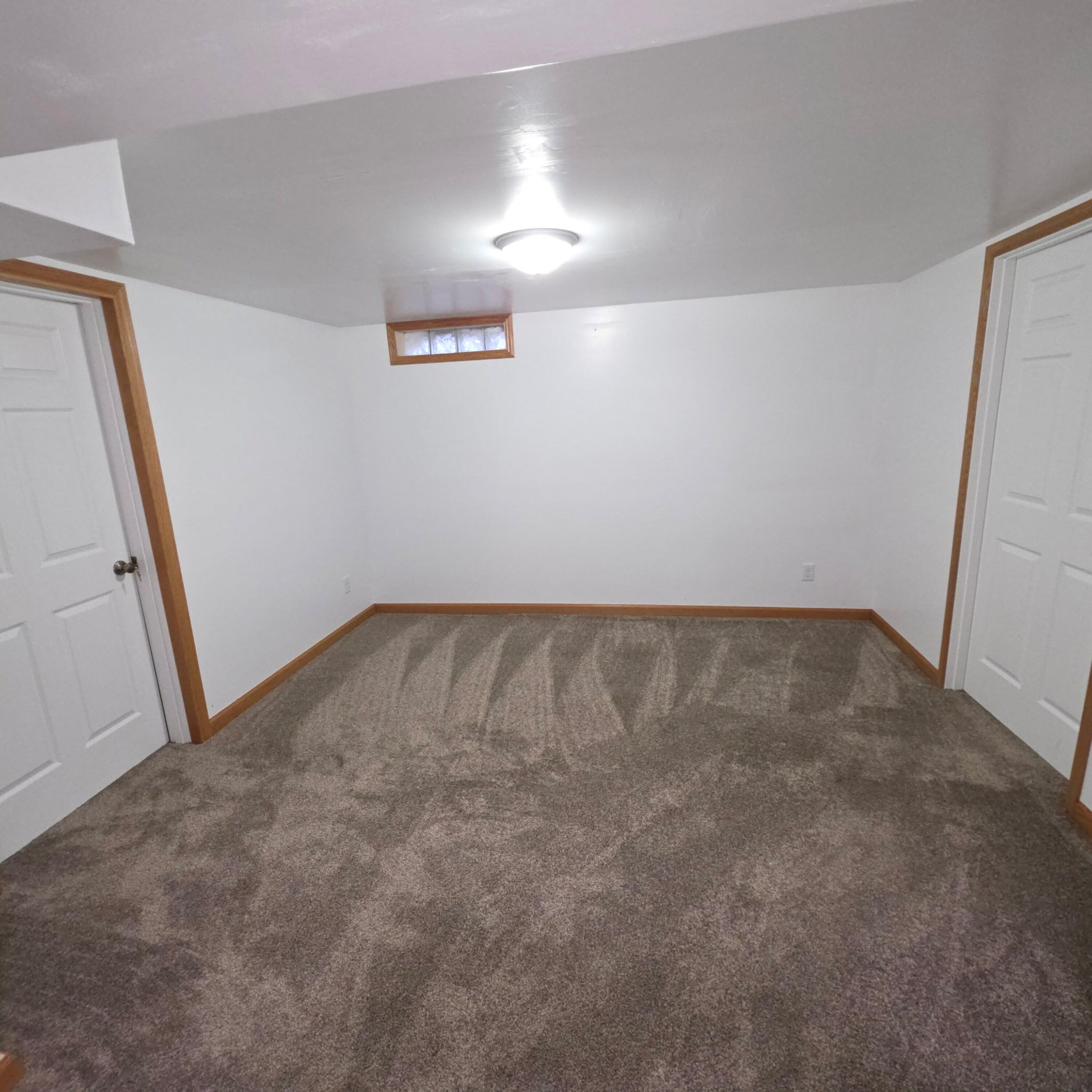 211 W 15th Ave