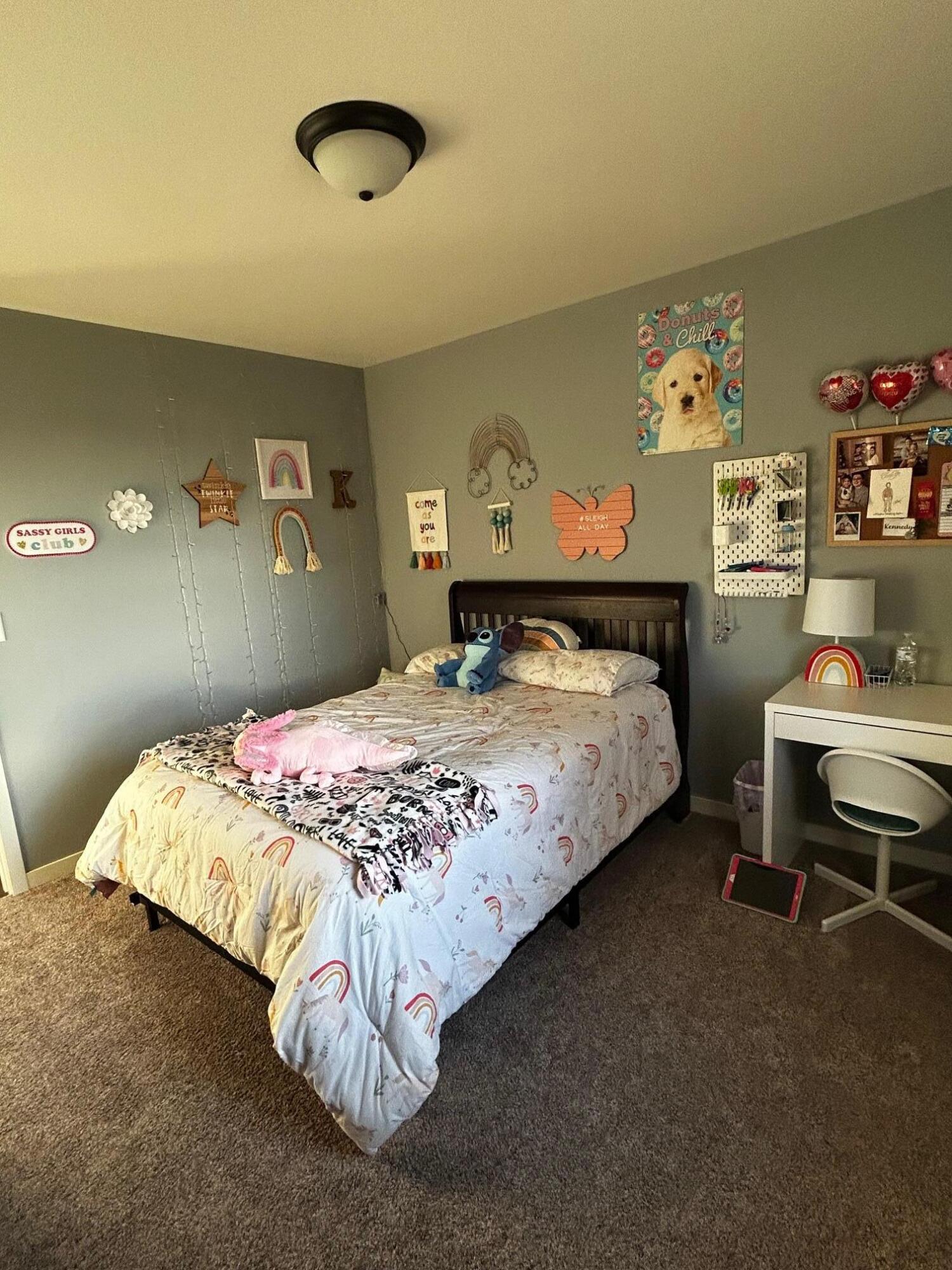 1528 Country Dr