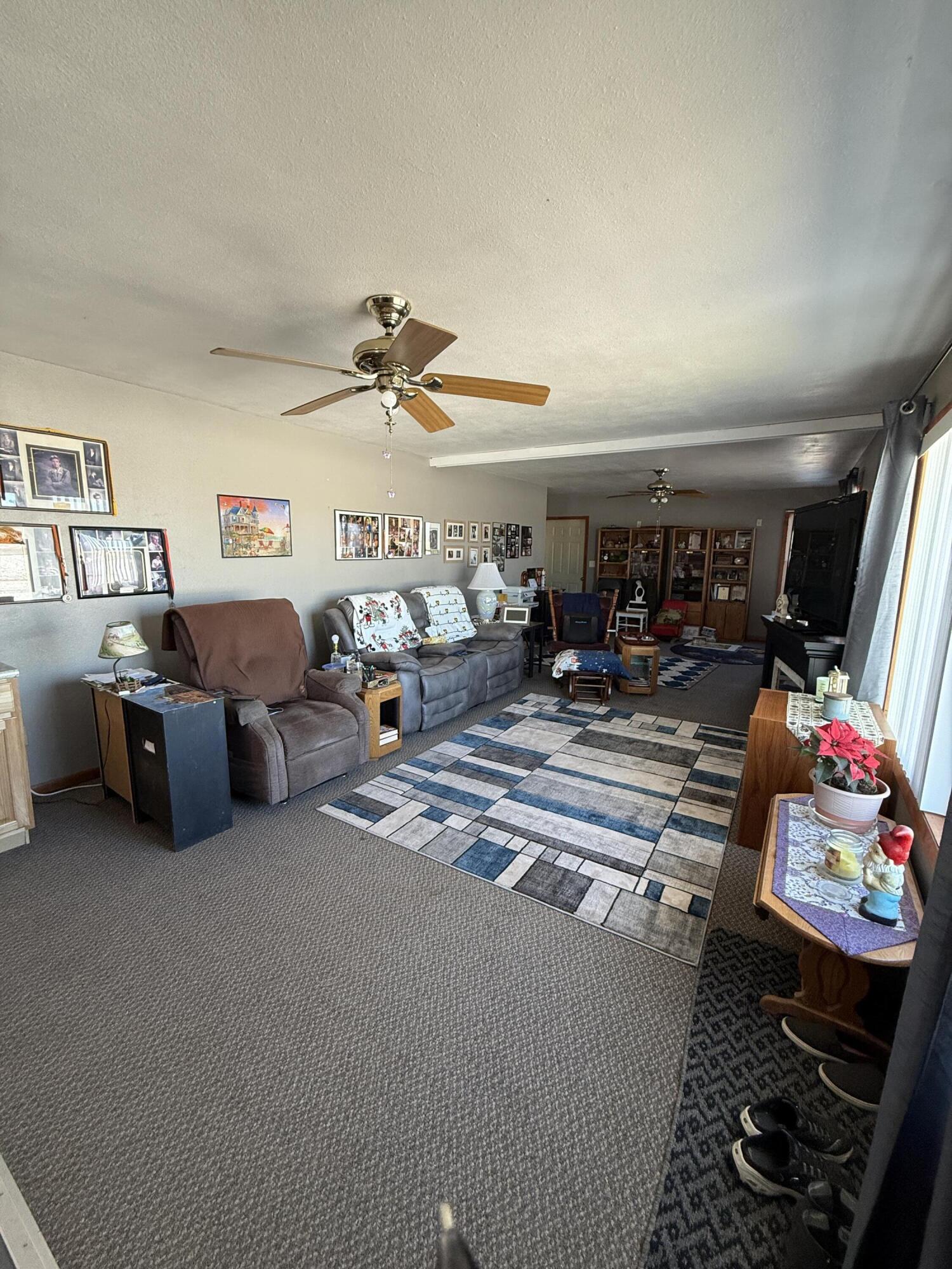 26489-493 Hwy 37