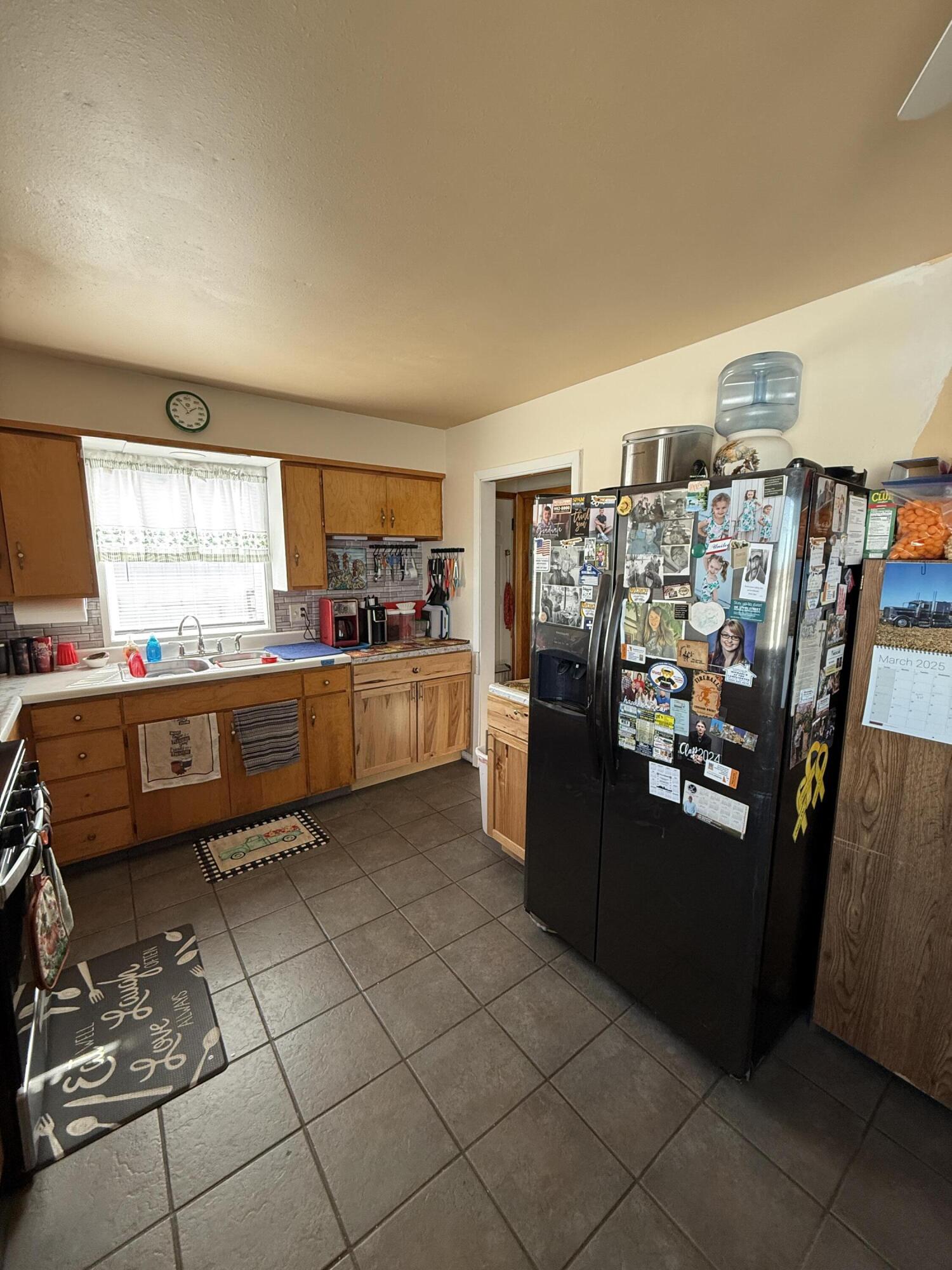 26489-493 Hwy 37