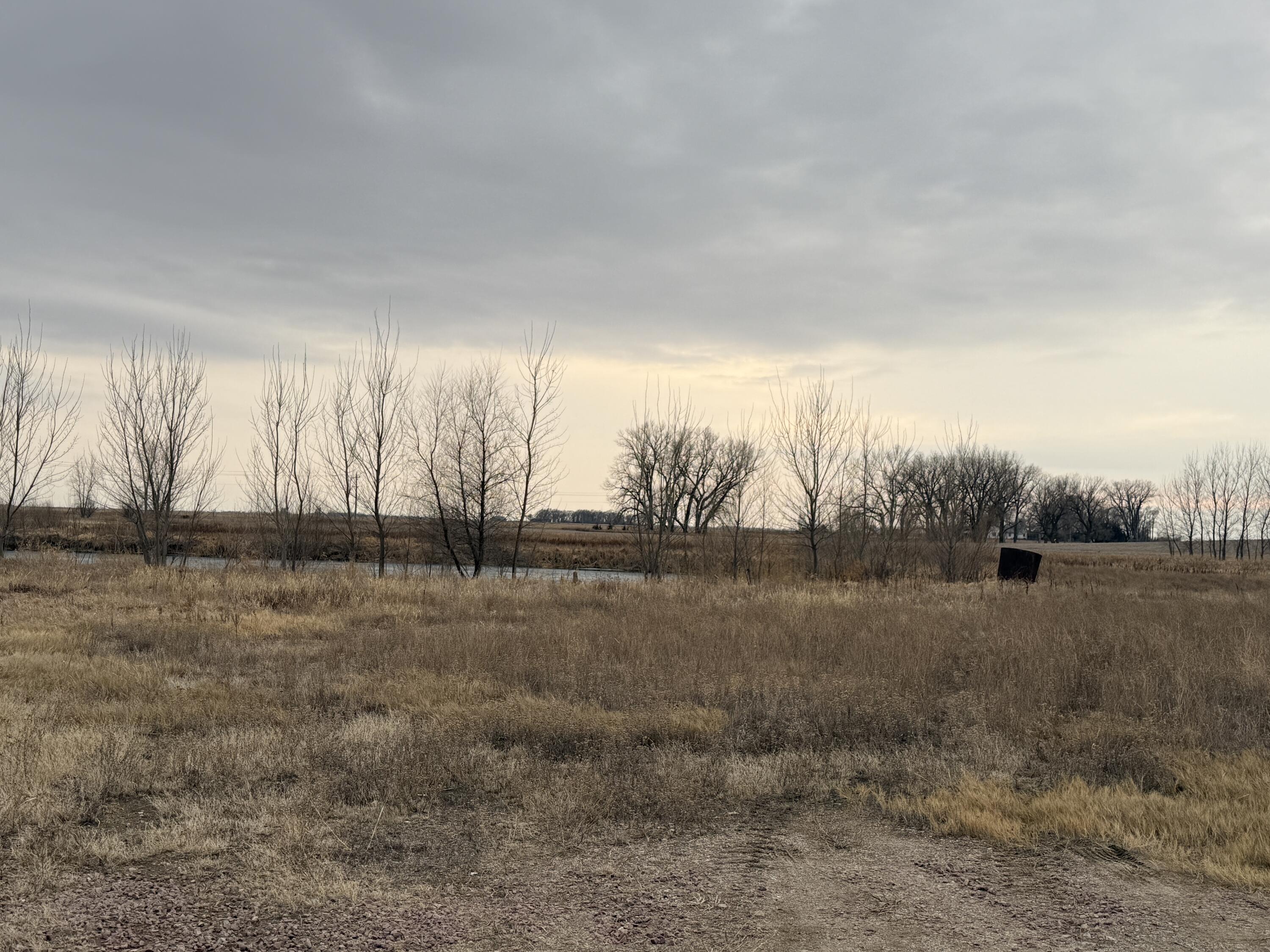 26489-493 Hwy 37