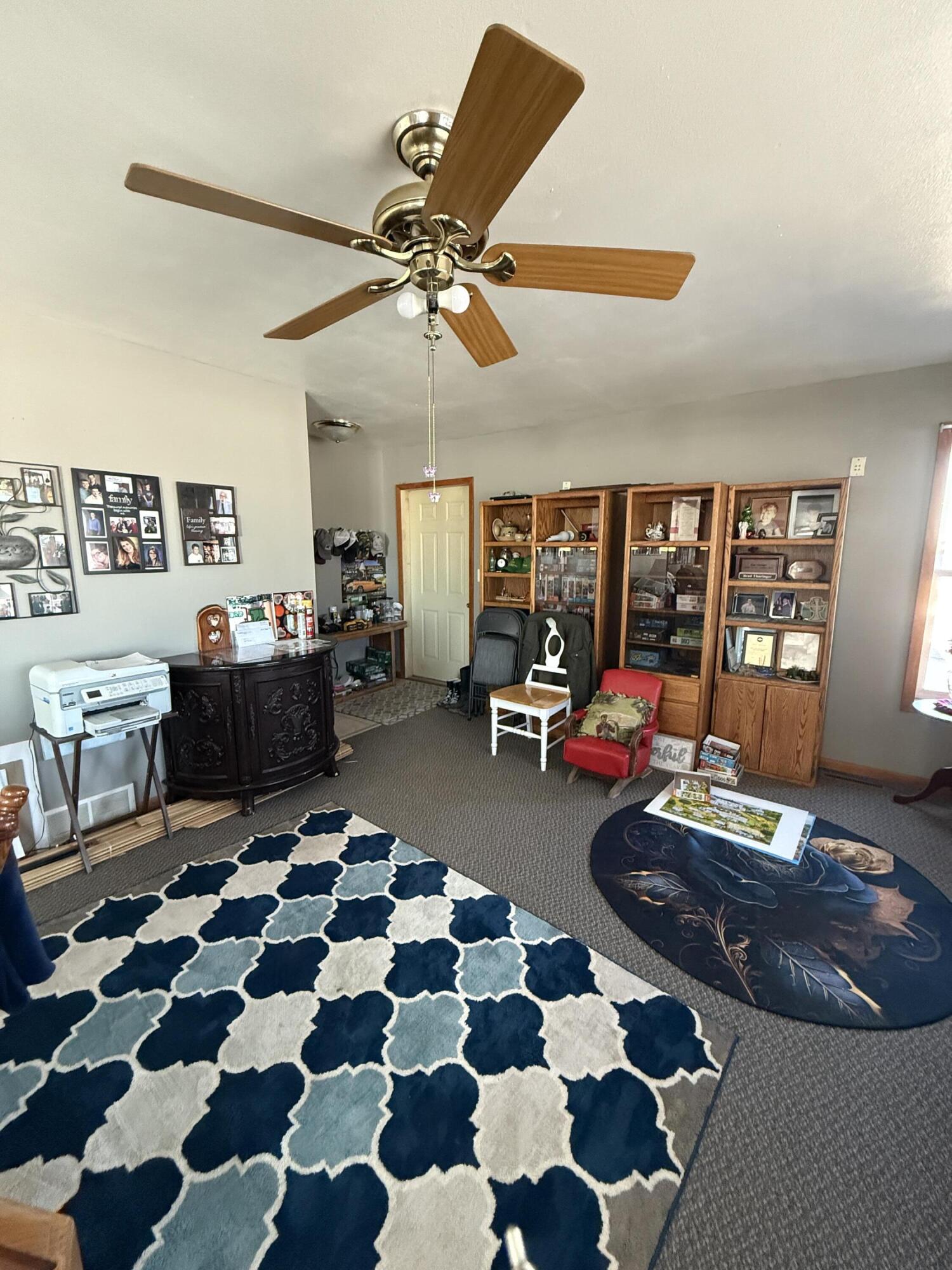 26489-493 Hwy 37