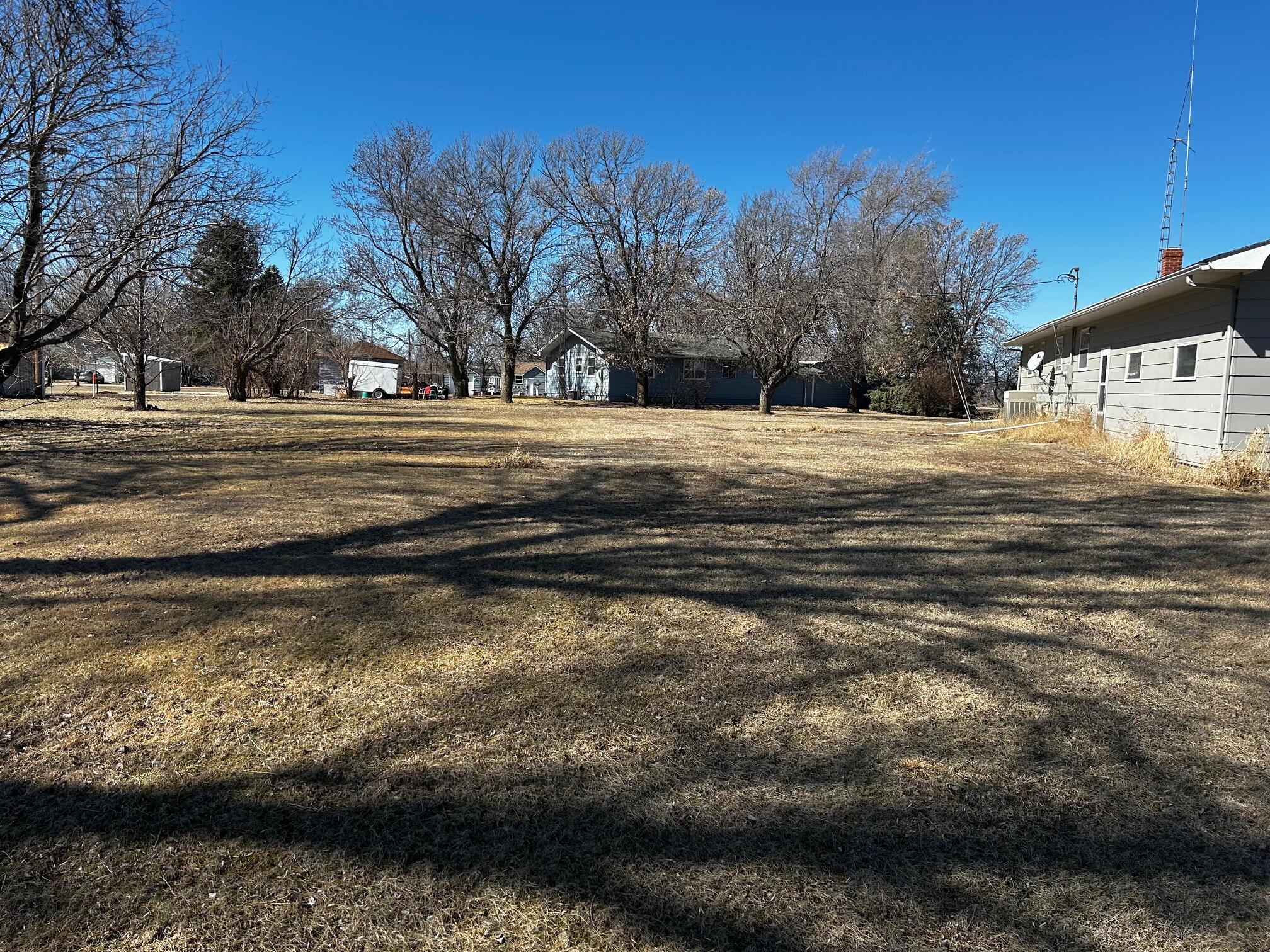 319 E North County Rd