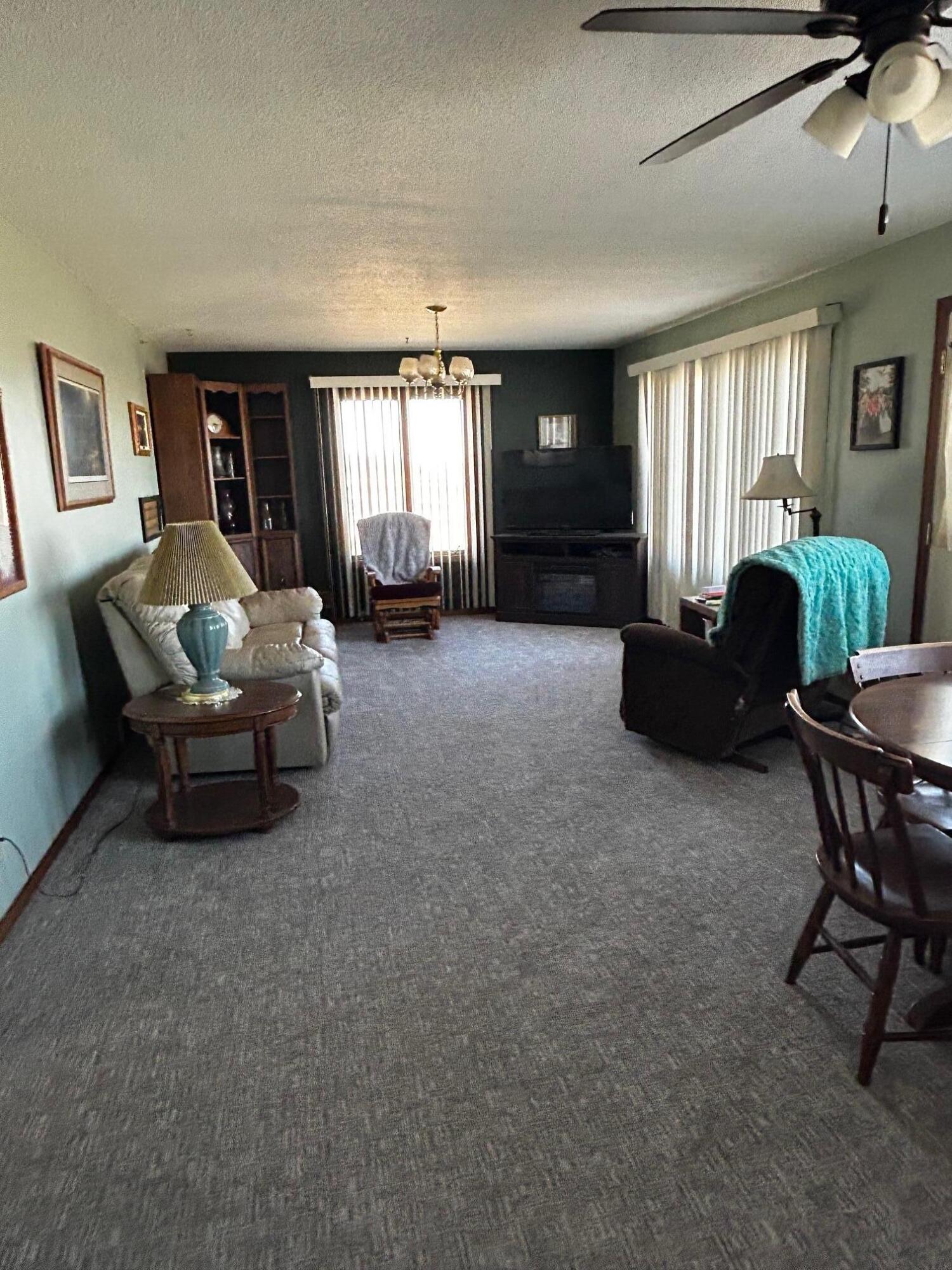 319 E North County Rd