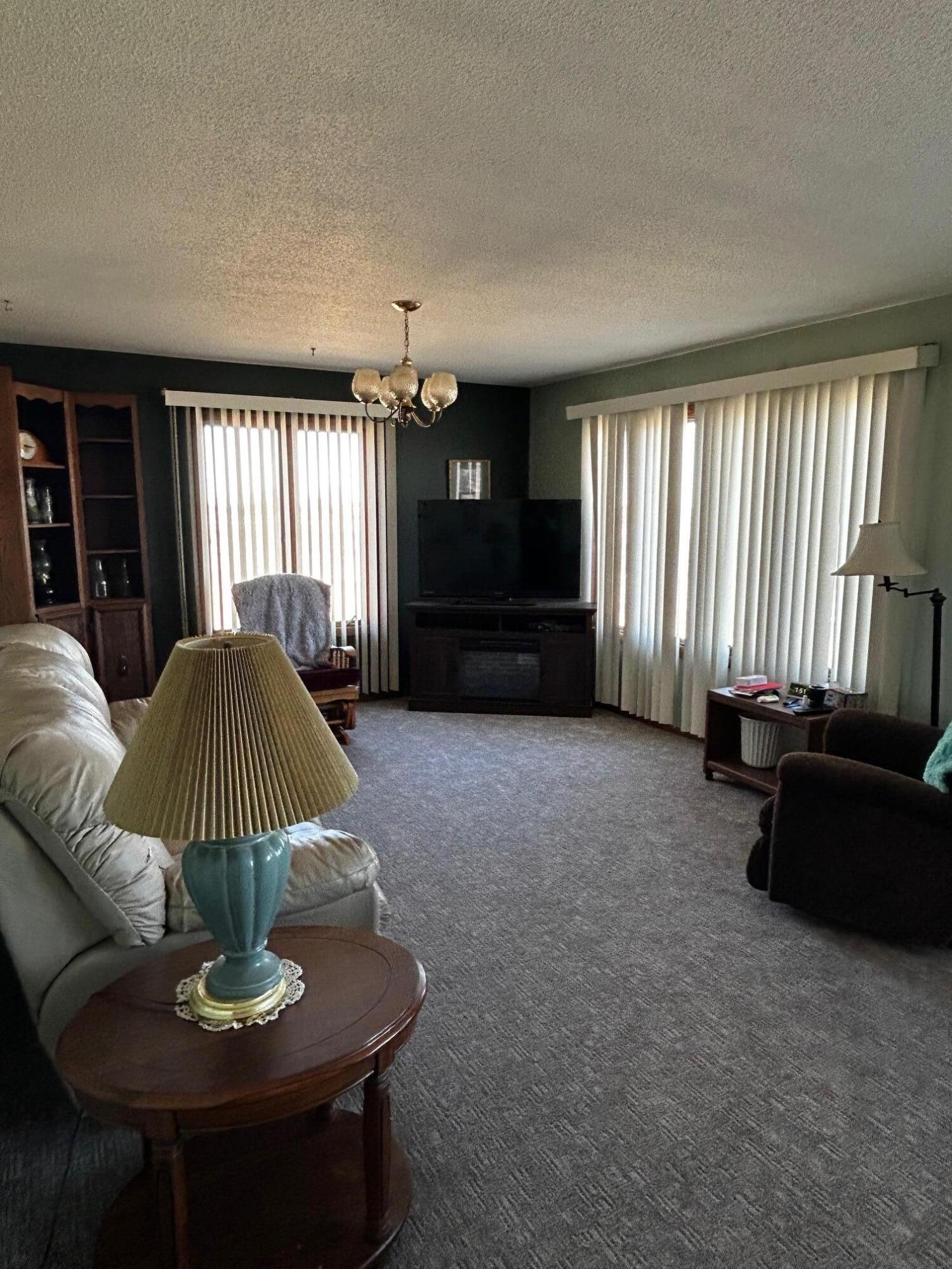 319 E North County Rd