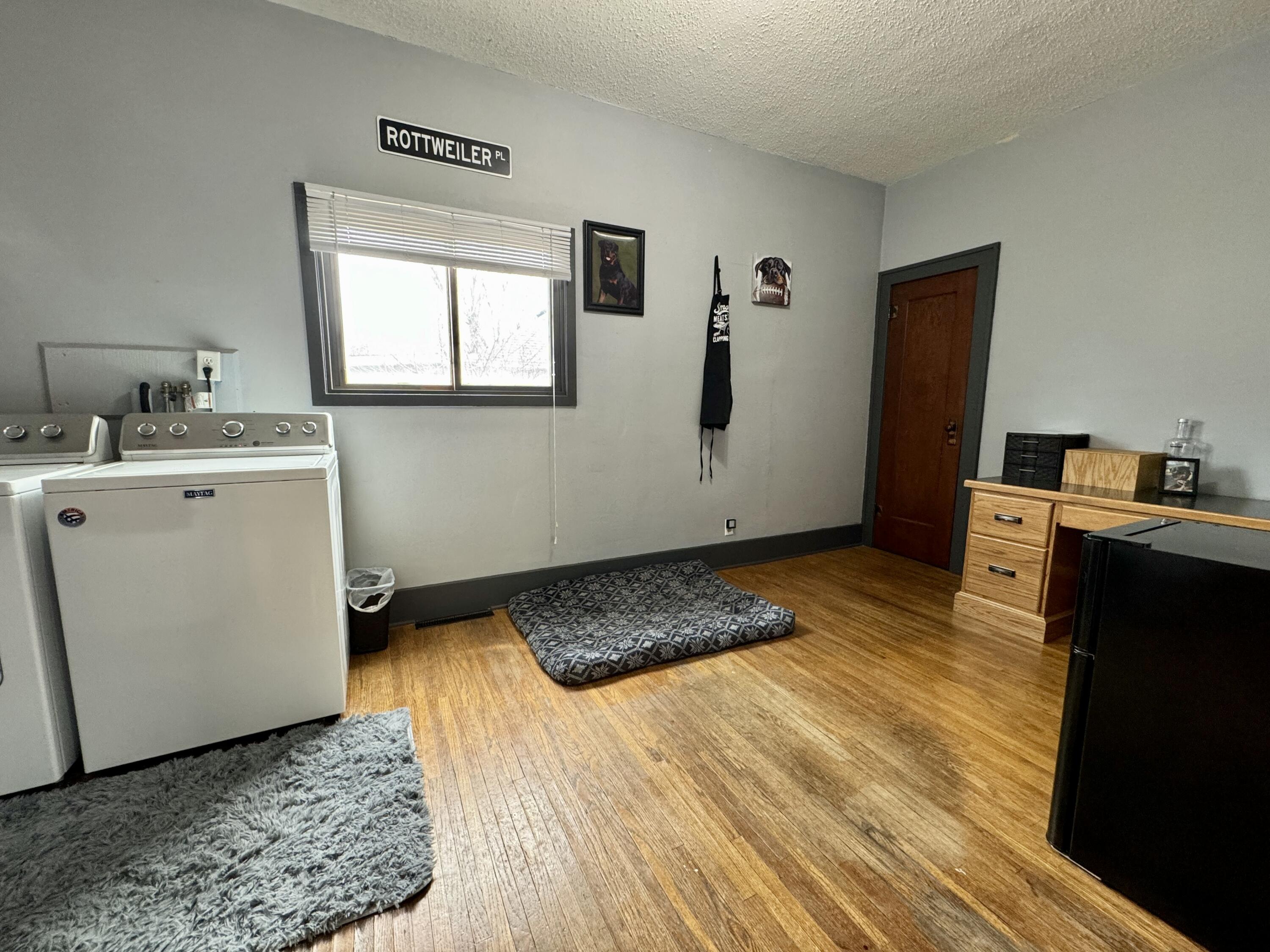 708 E Hanson