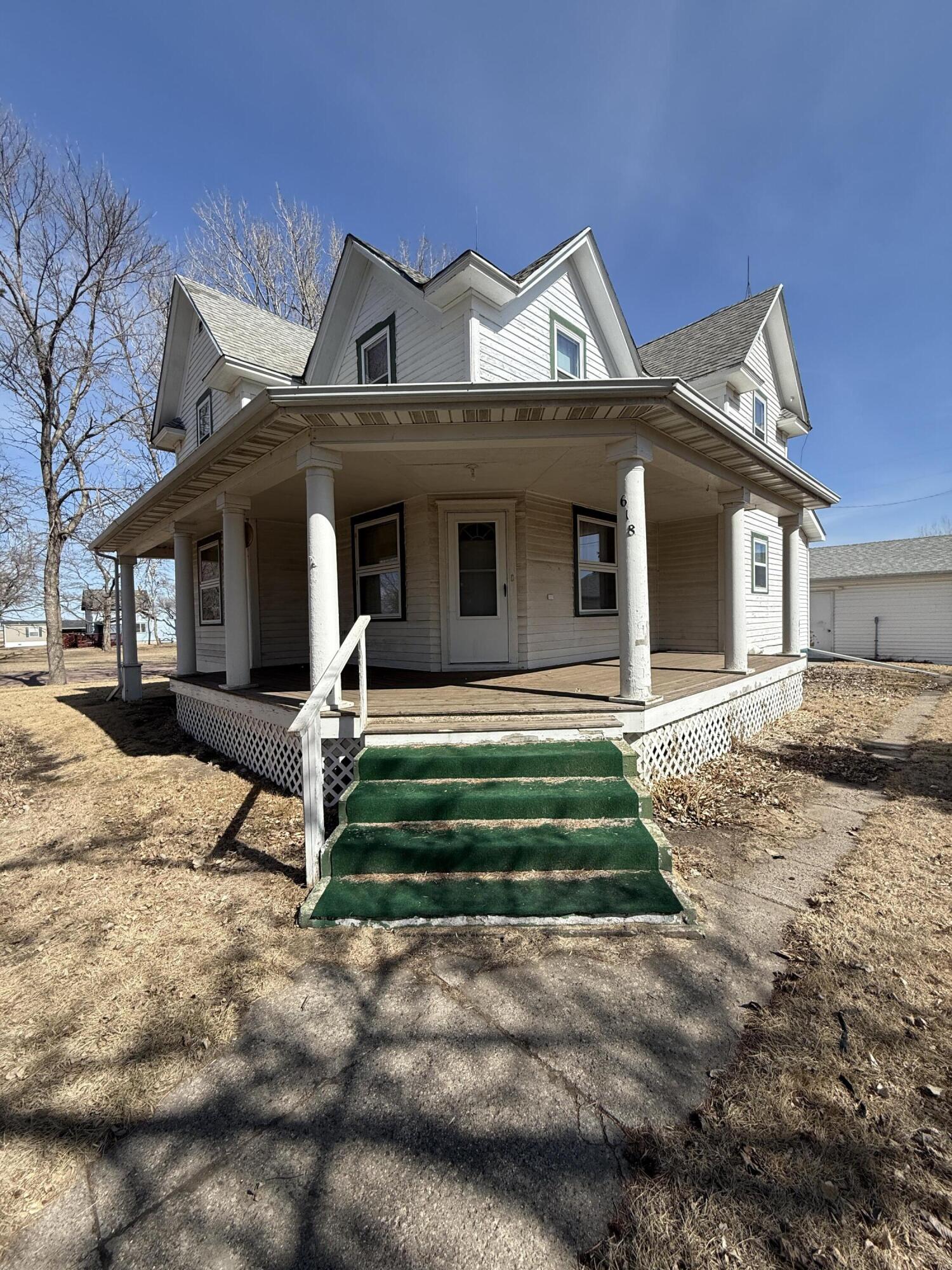 618 N Fuller