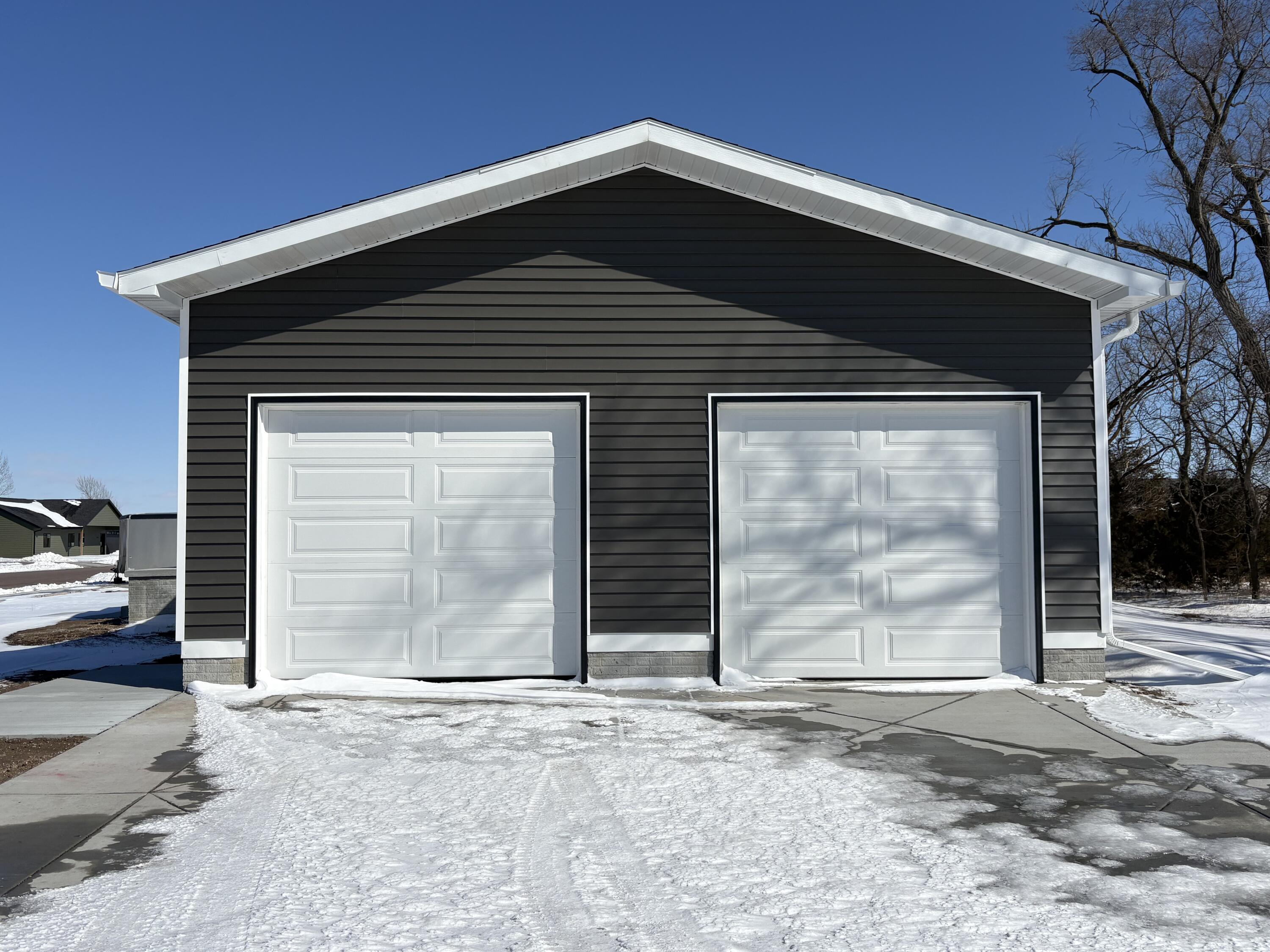 1152 Woods Cir