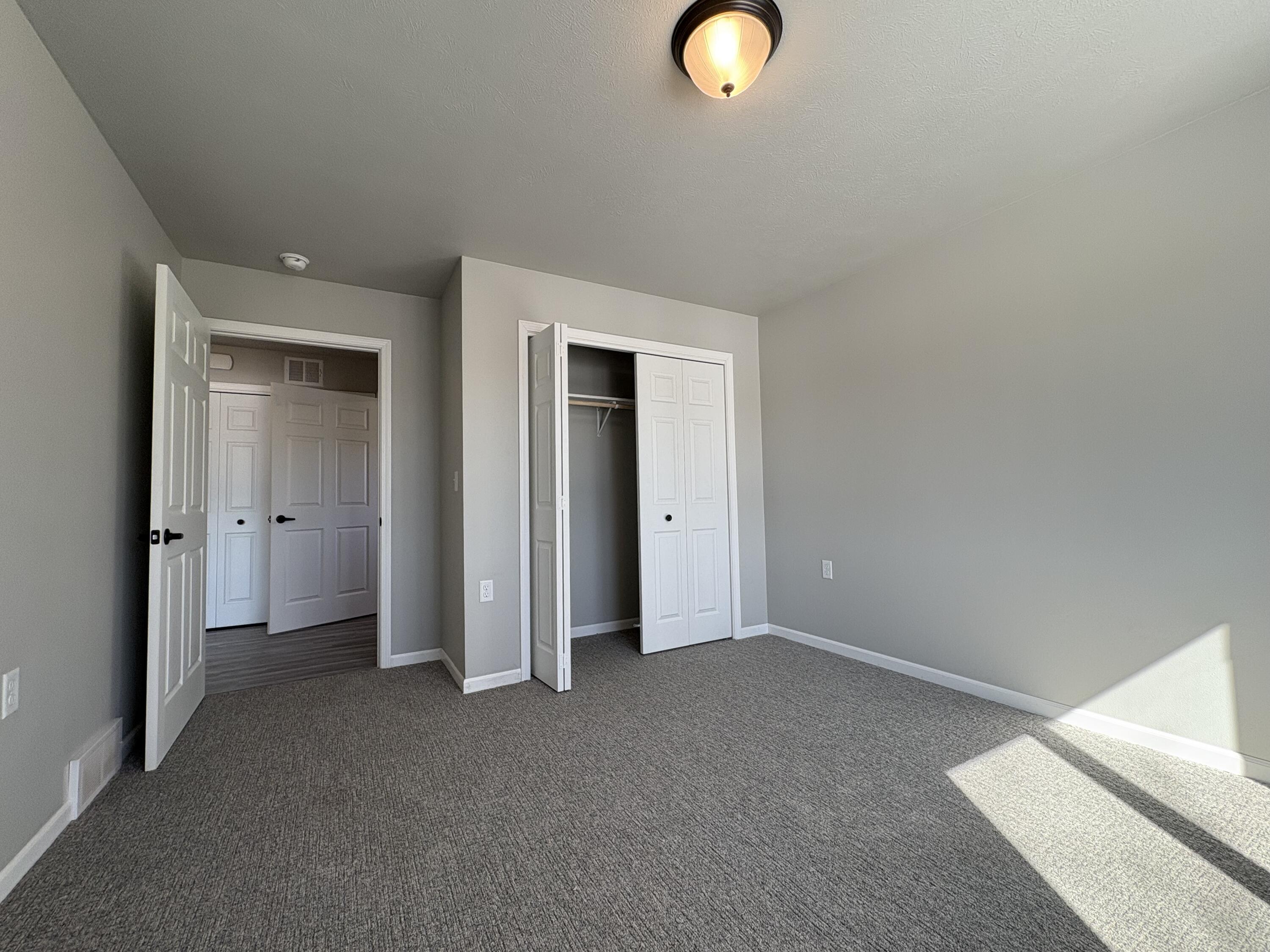 1152 Woods Cir