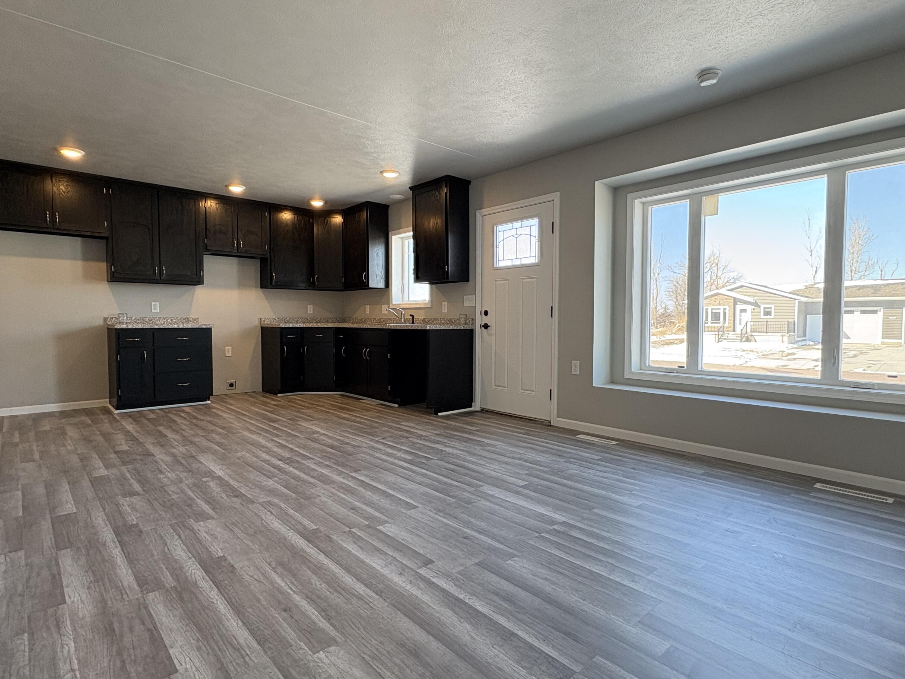 1152 Woods Cir