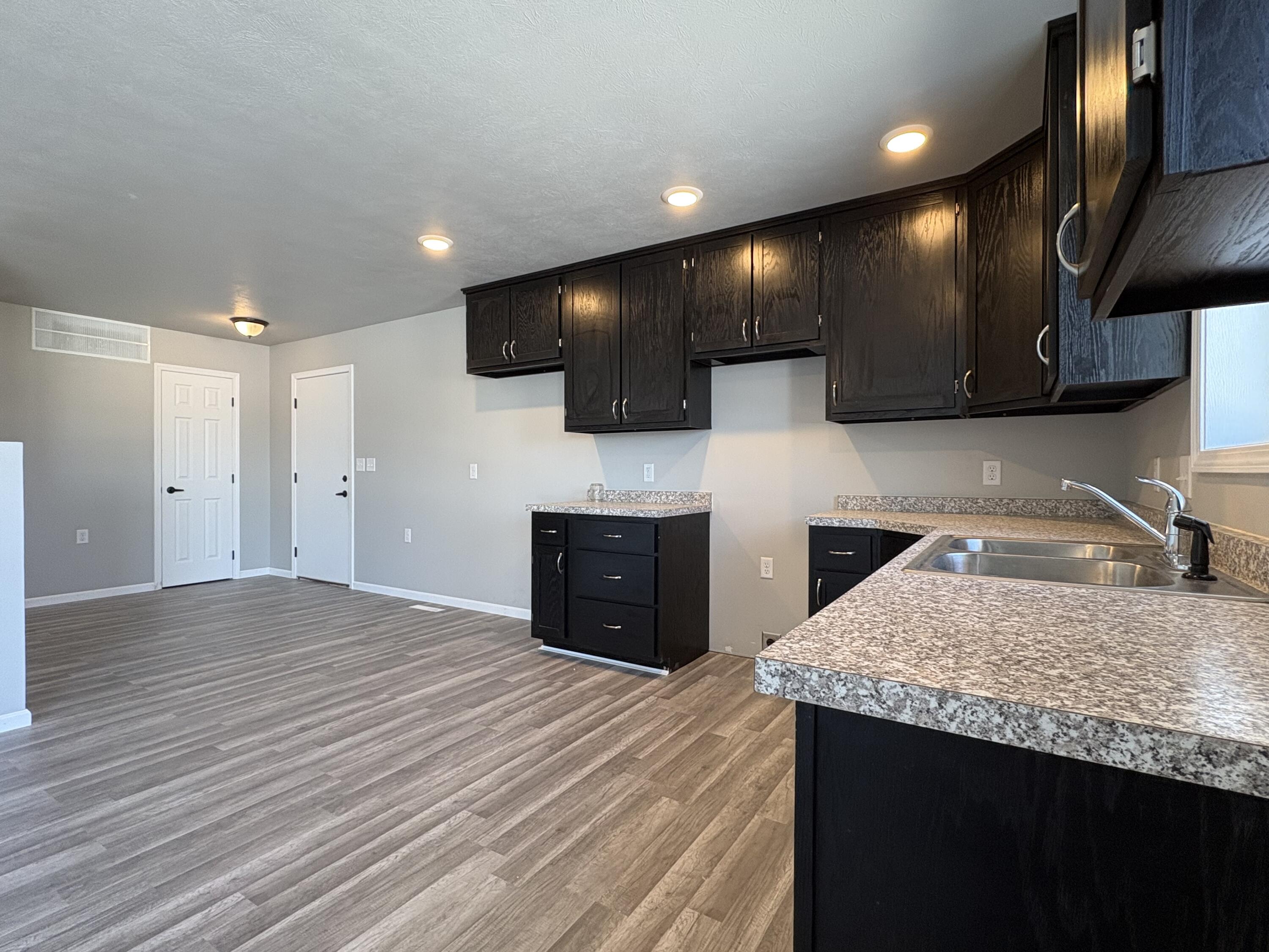 1152 Woods Cir
