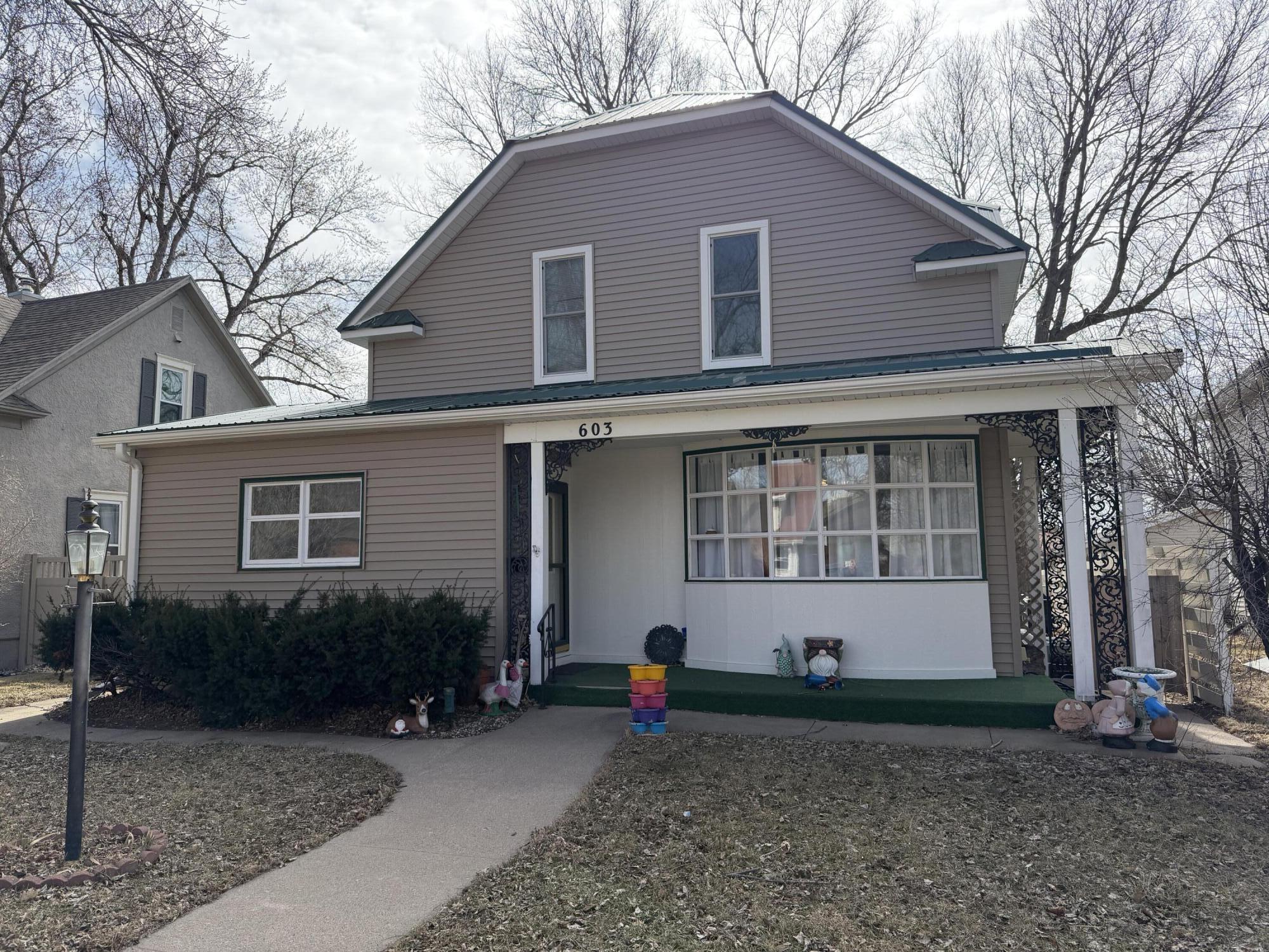 603 E 6th Ave