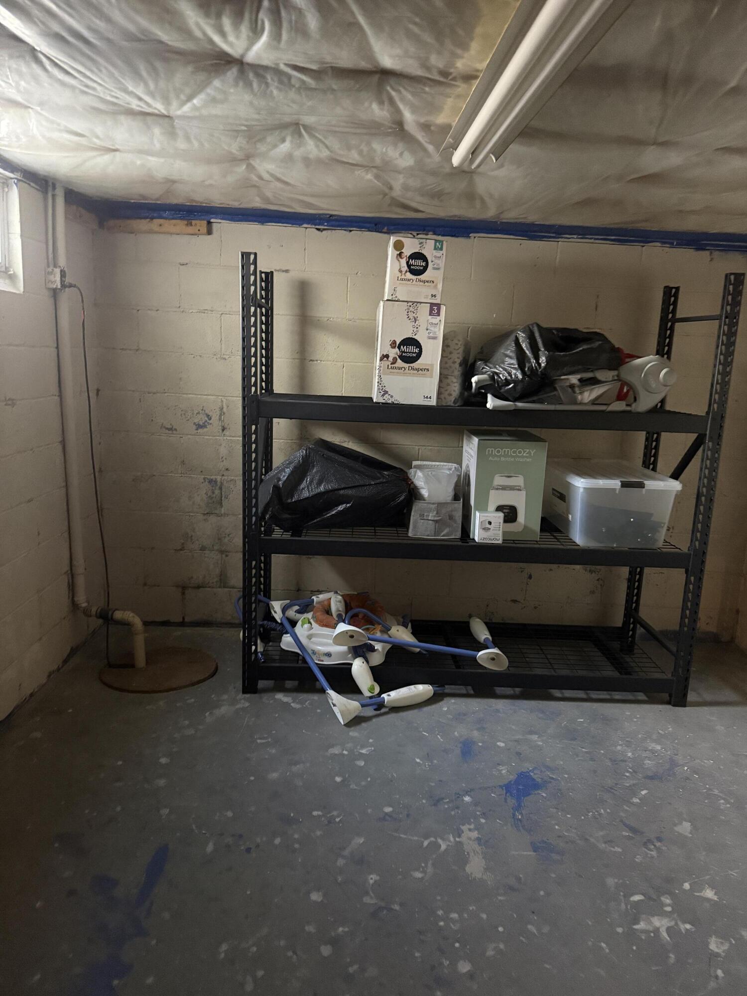 220 W 10th Ave
