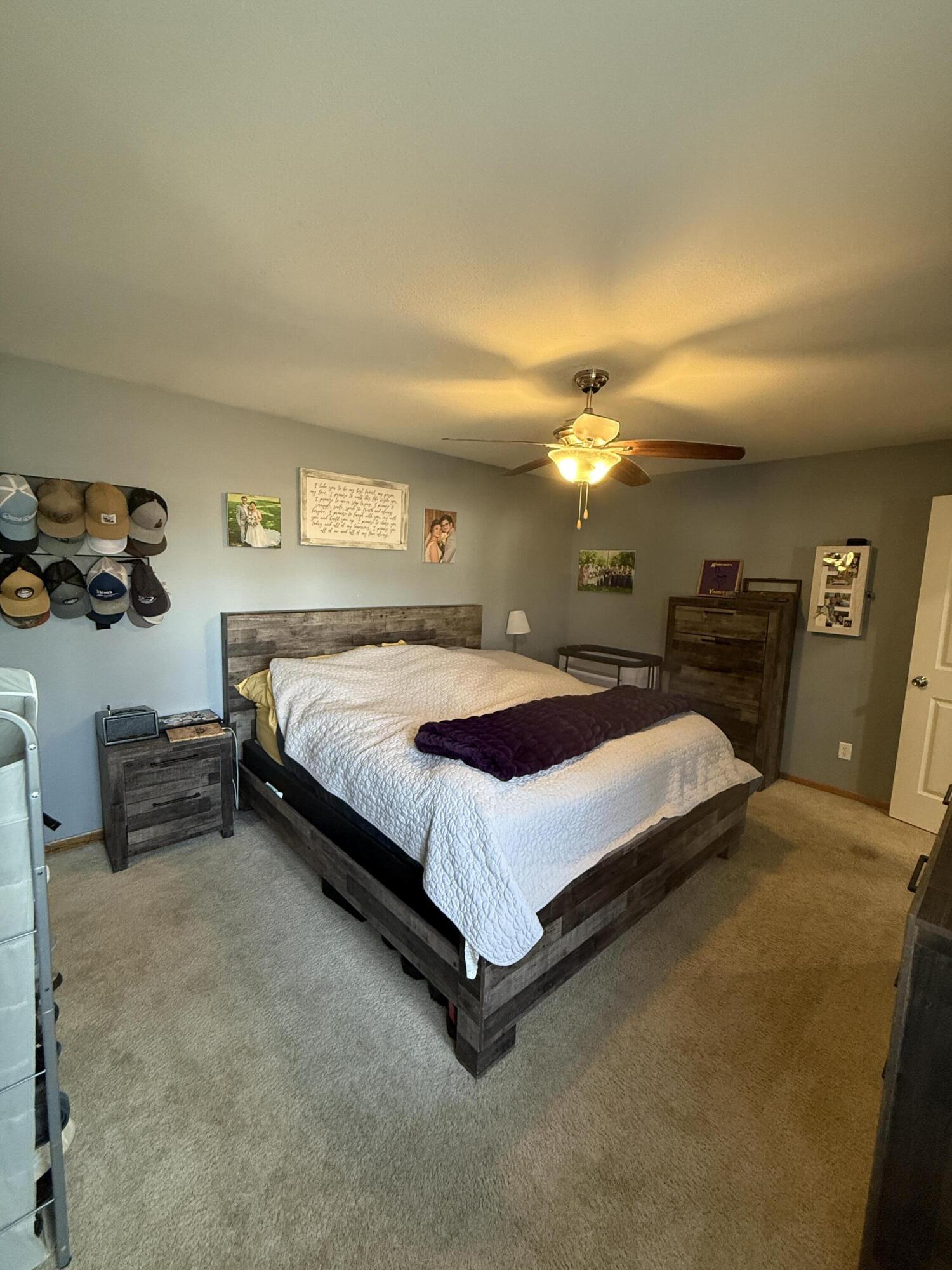 220 W 10th Ave