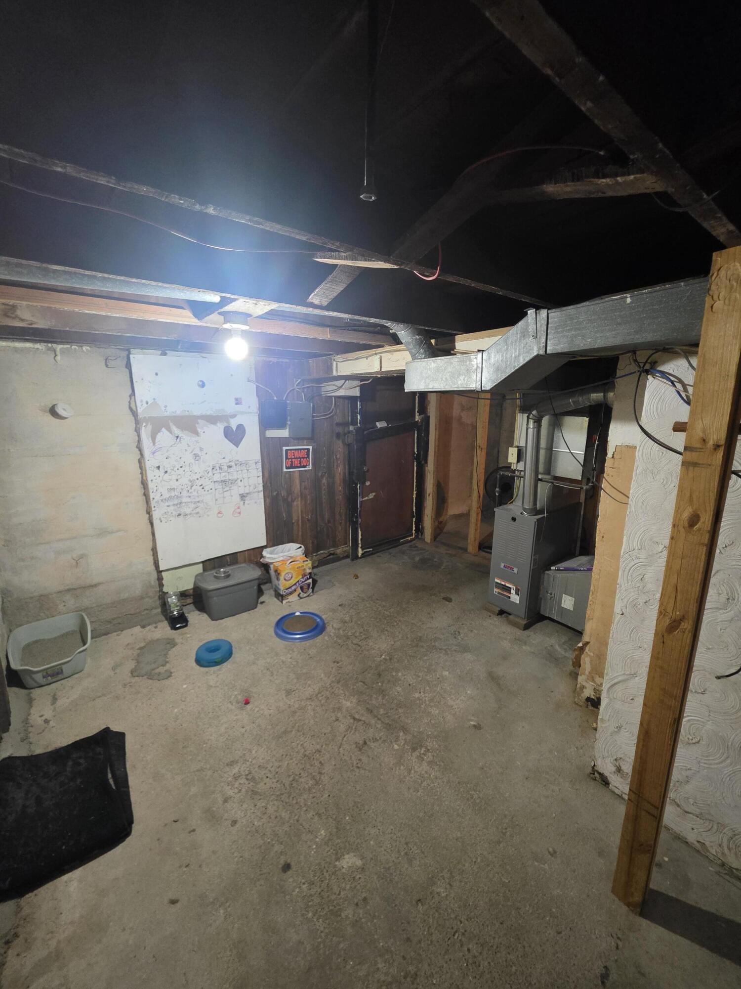 116 N Ohlman St