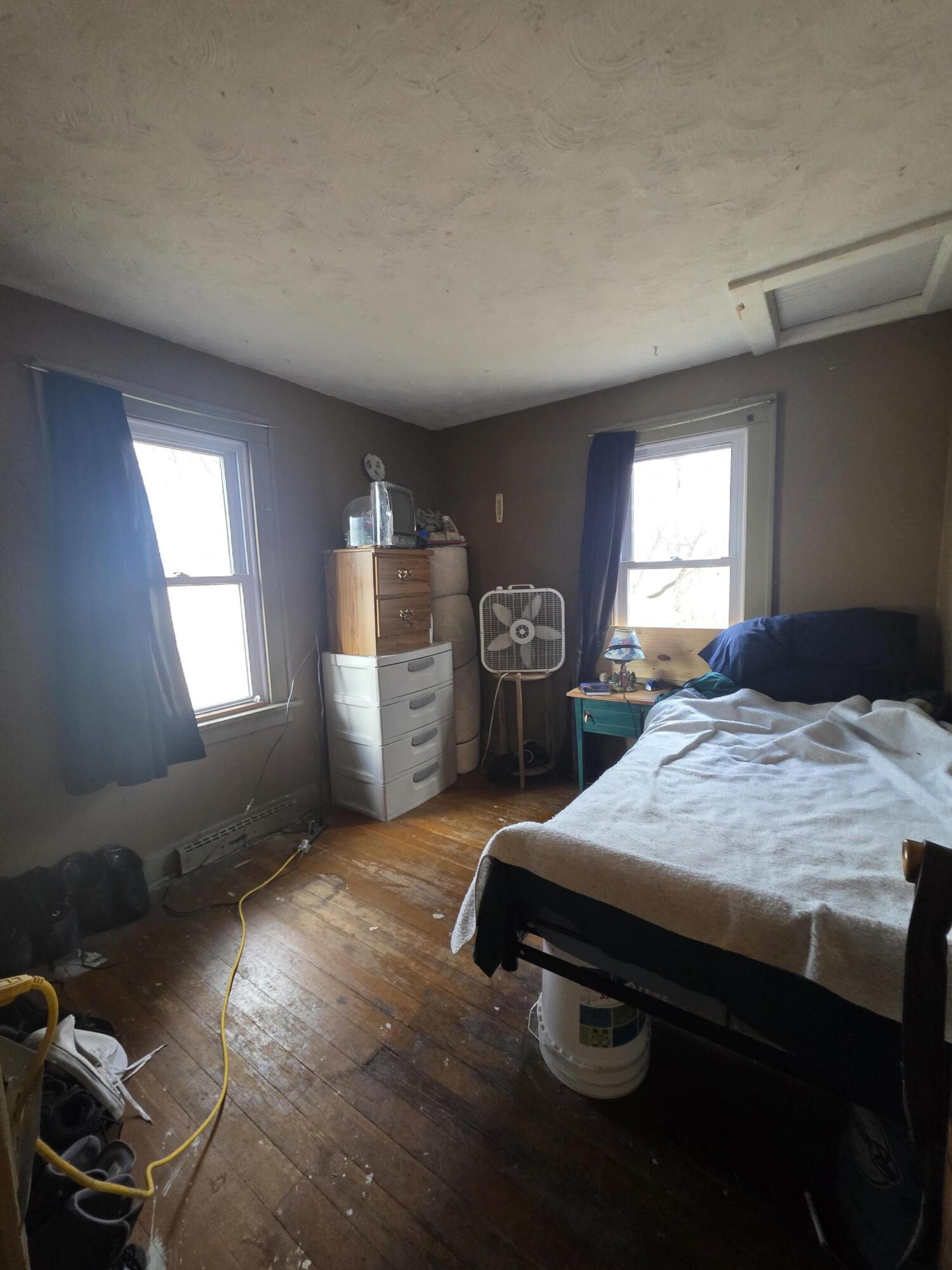 116 N Ohlman St