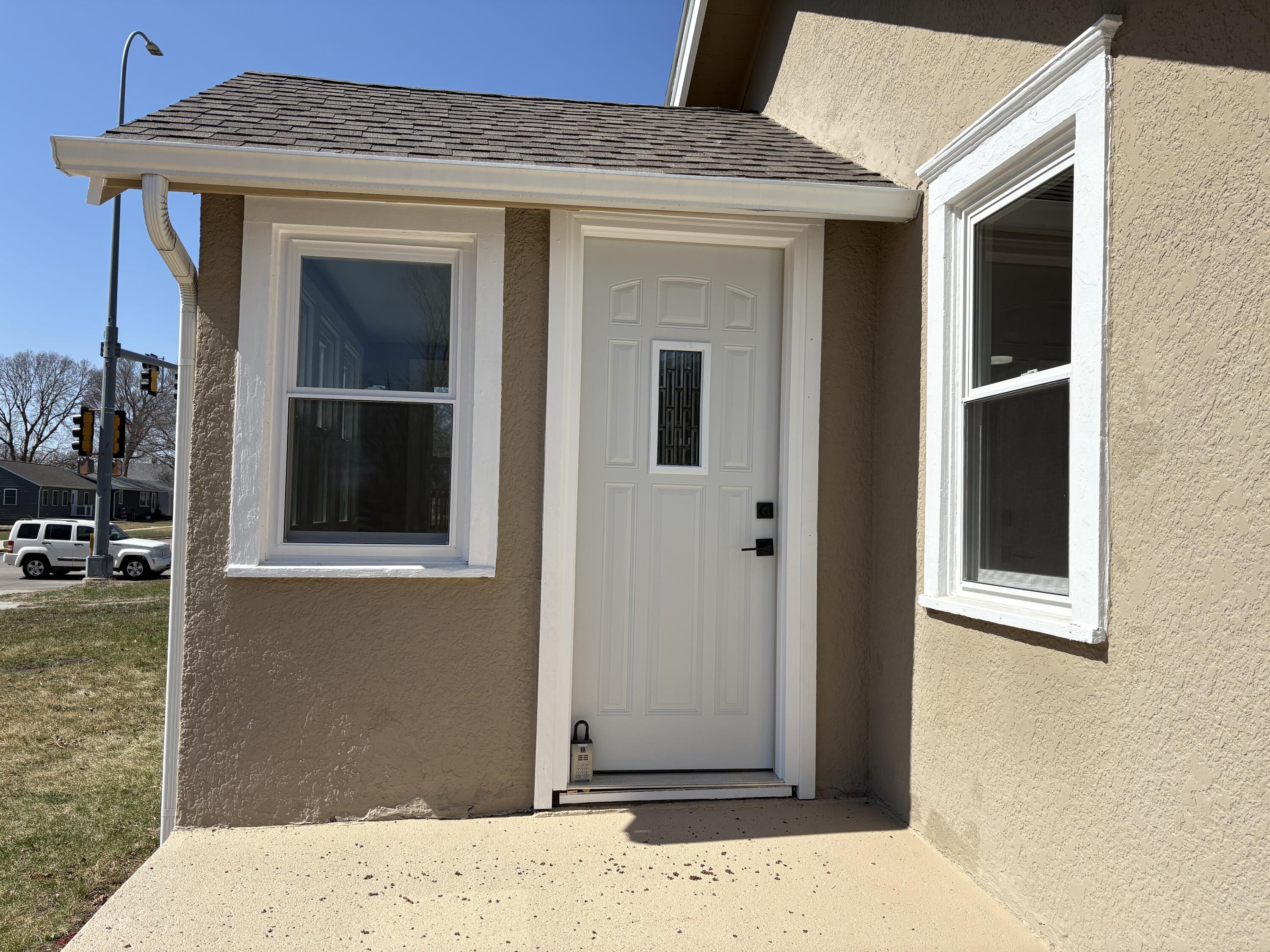 318 W 12th Ave