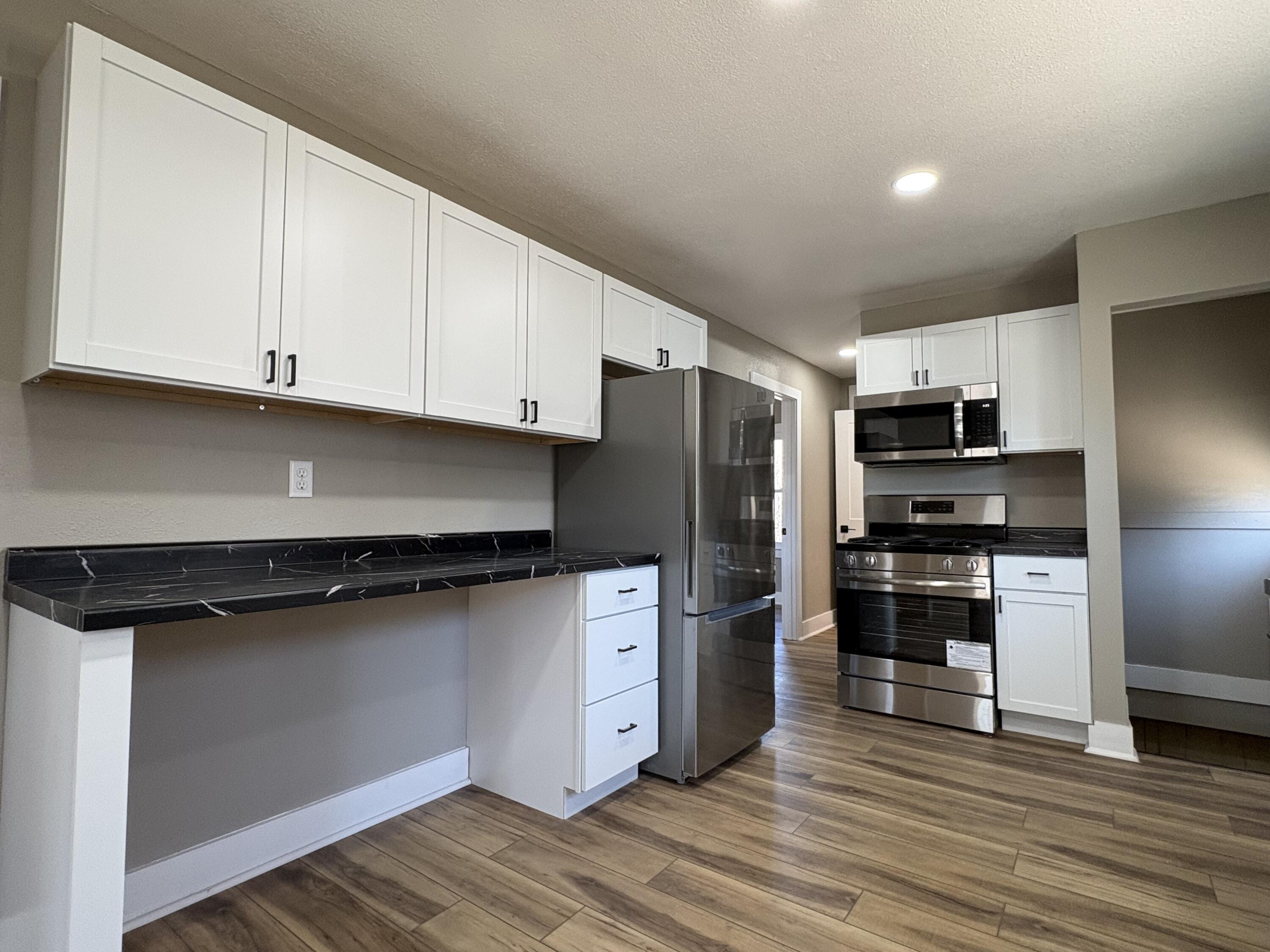 318 W 12th Ave