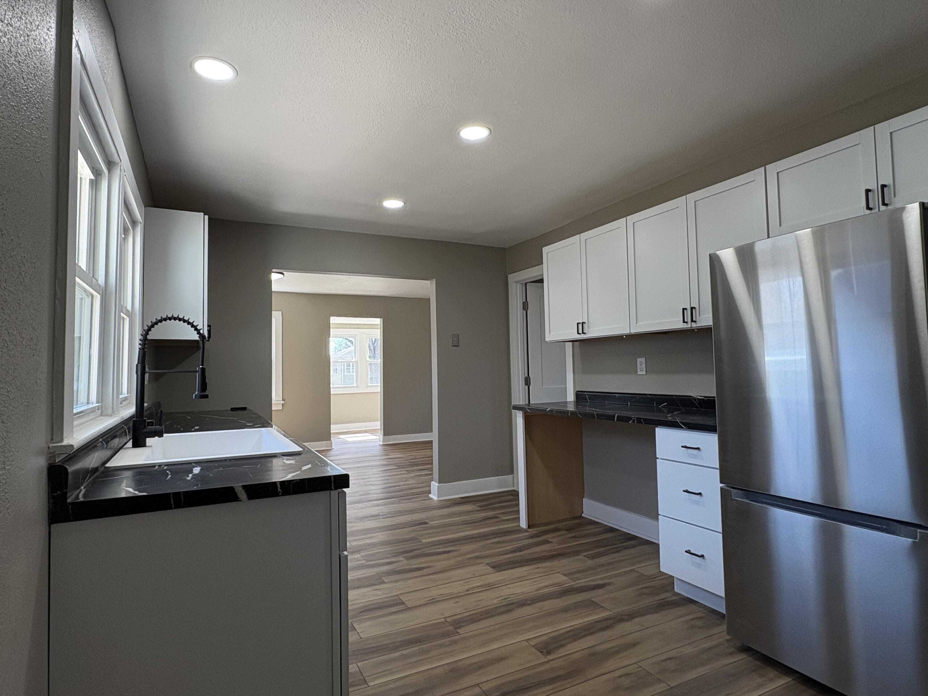 318 W 12th Ave