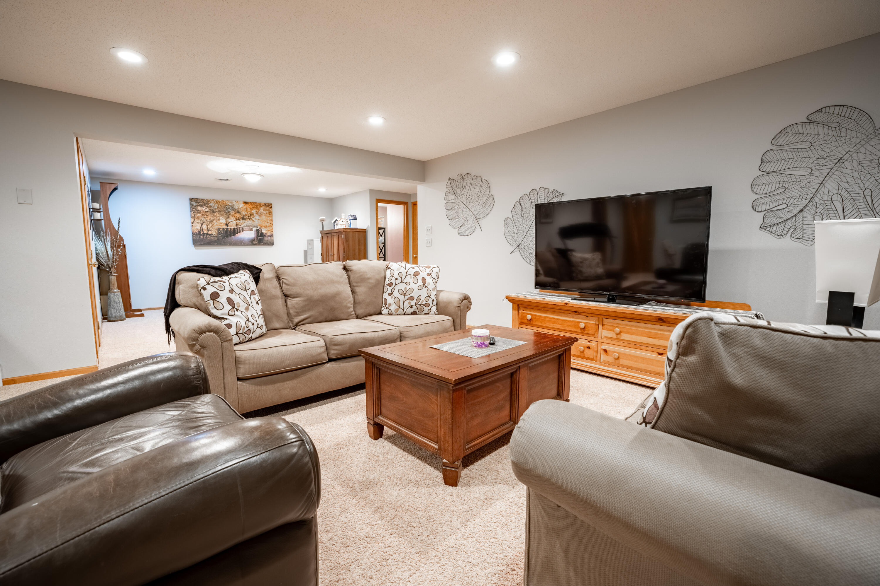 2817 Dailey Dr