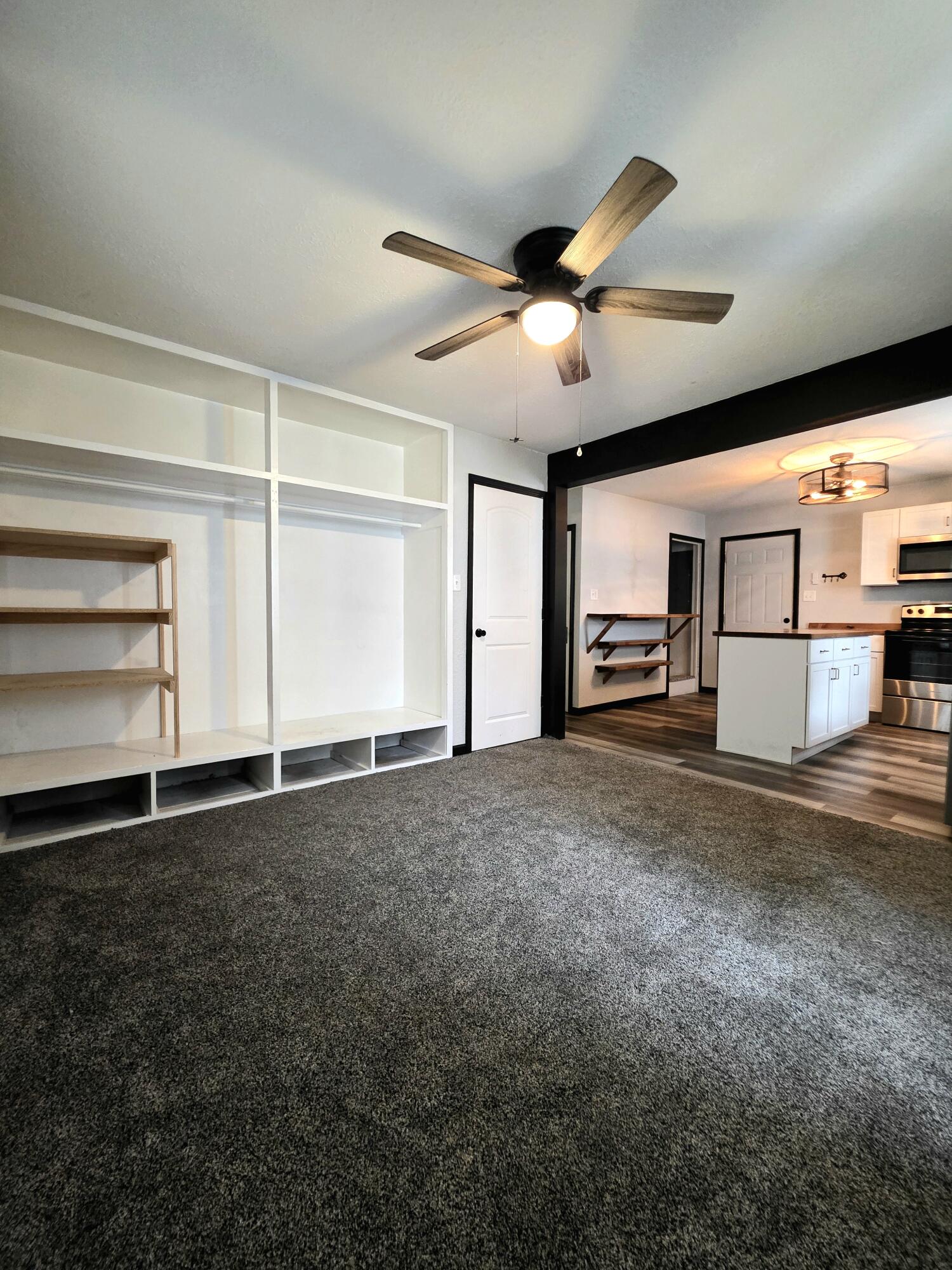 119 N Walnut St