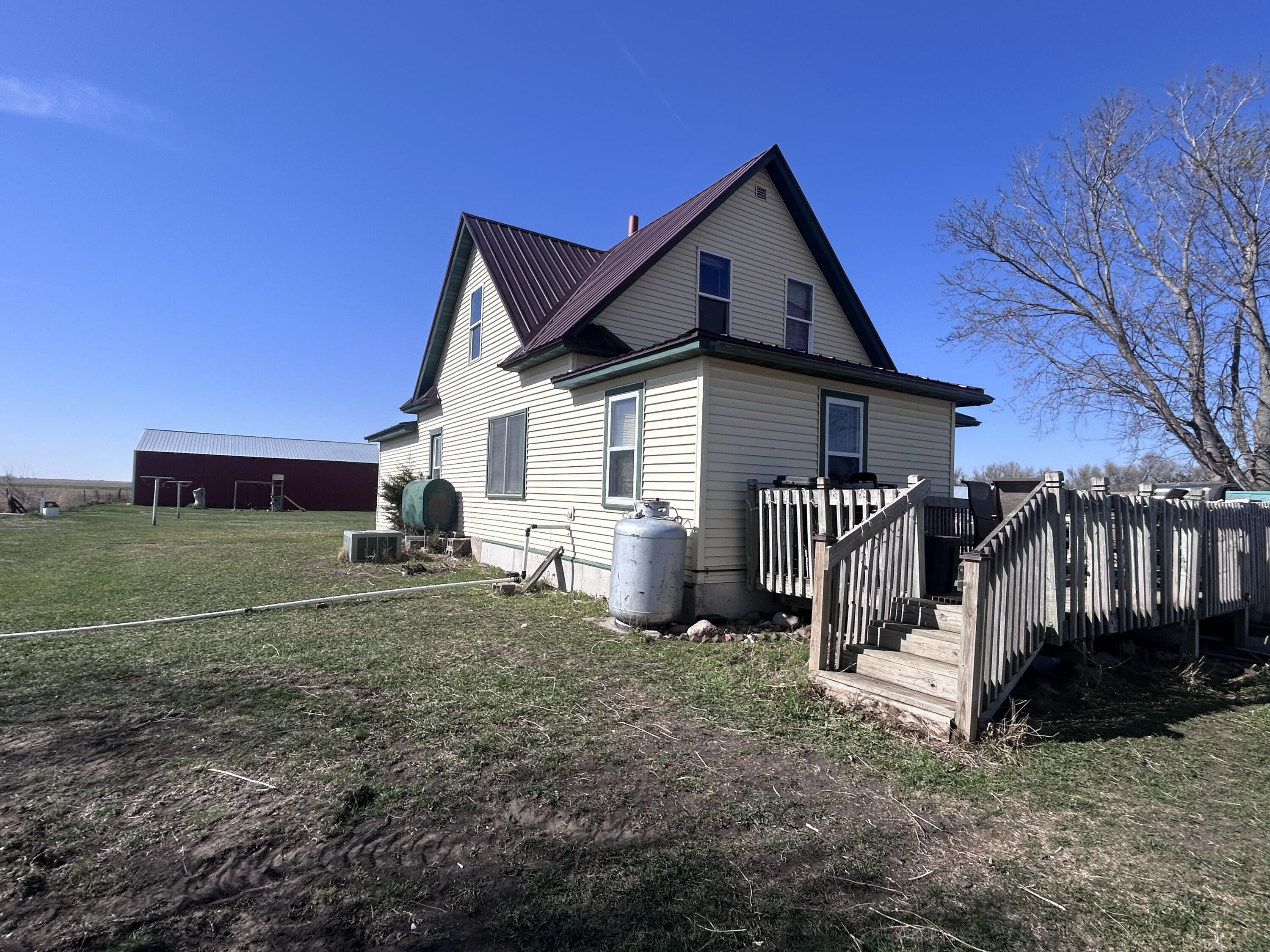 39446 262nd St