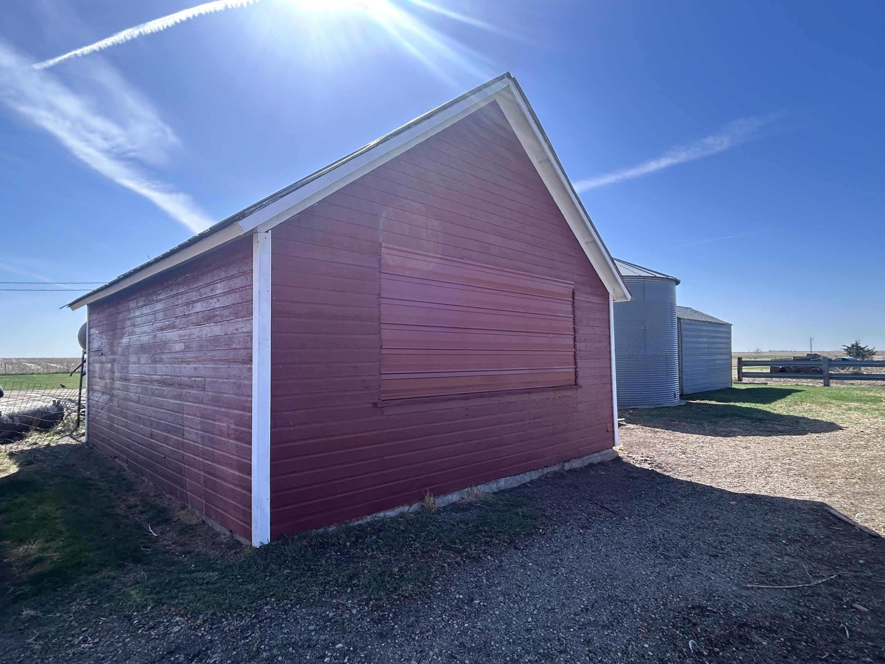 39446 262nd St