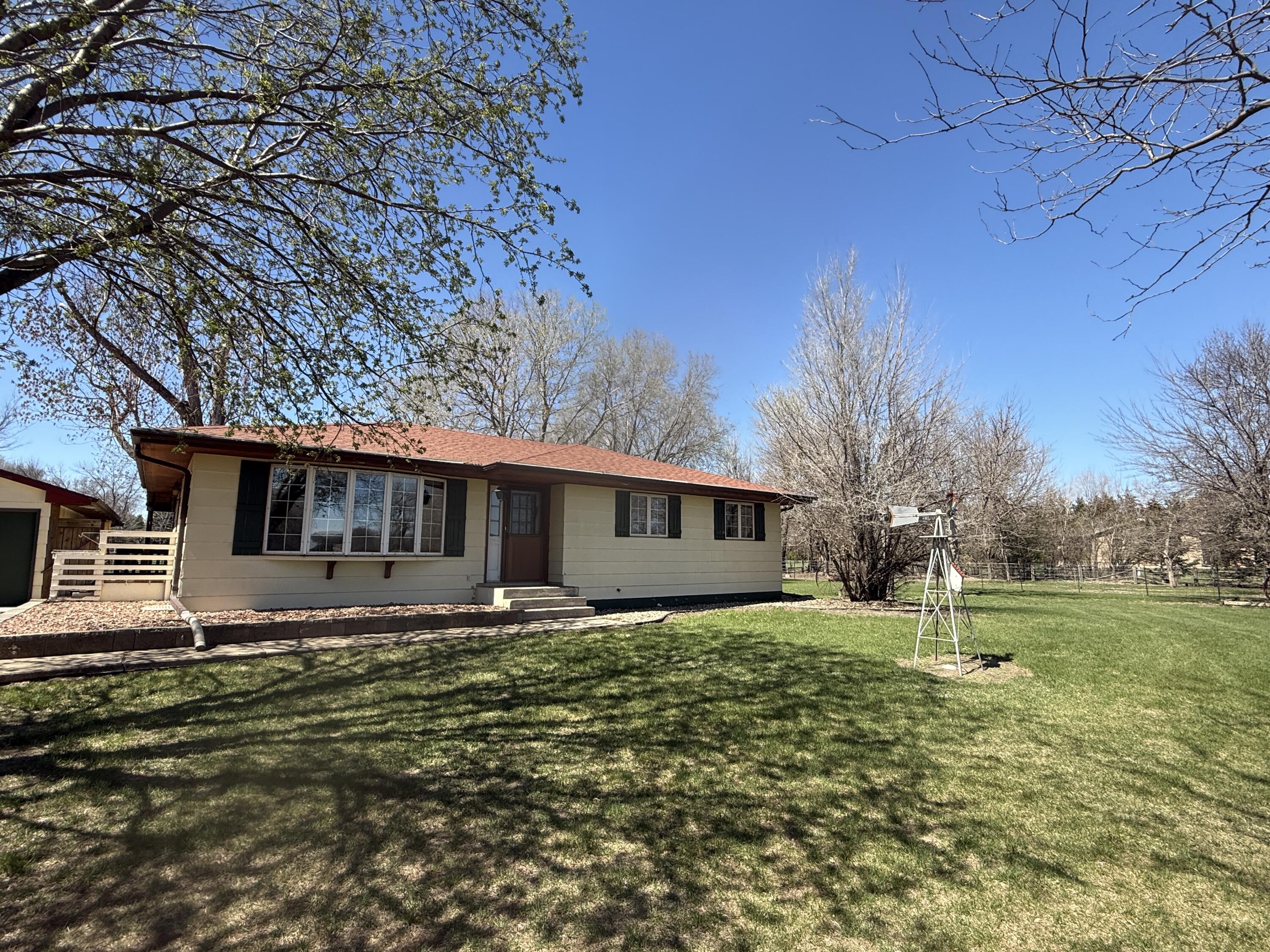 1601 N Gale Rd