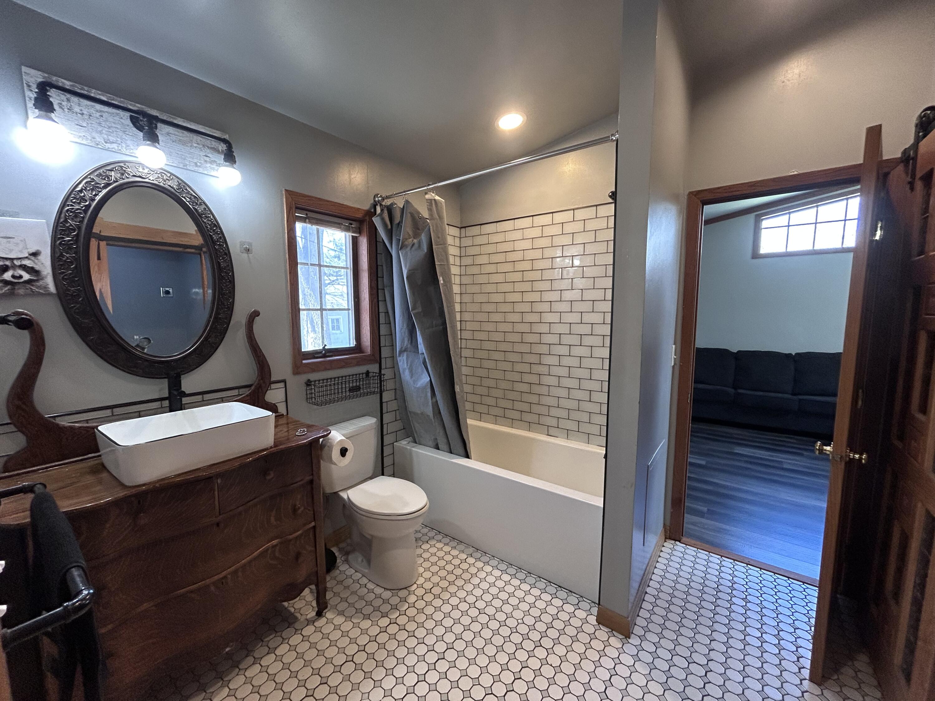 420 McCabe St