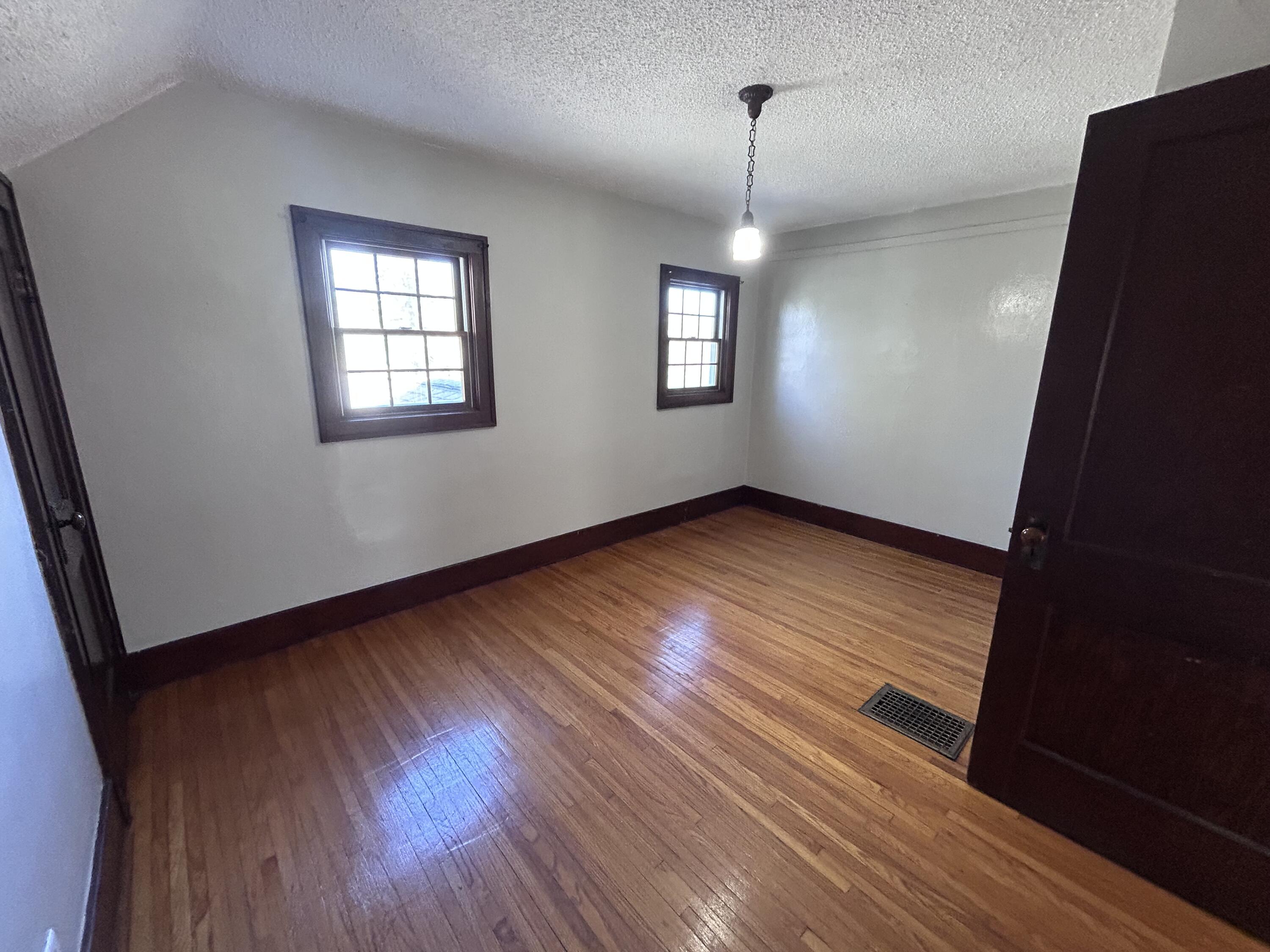 420 McCabe St