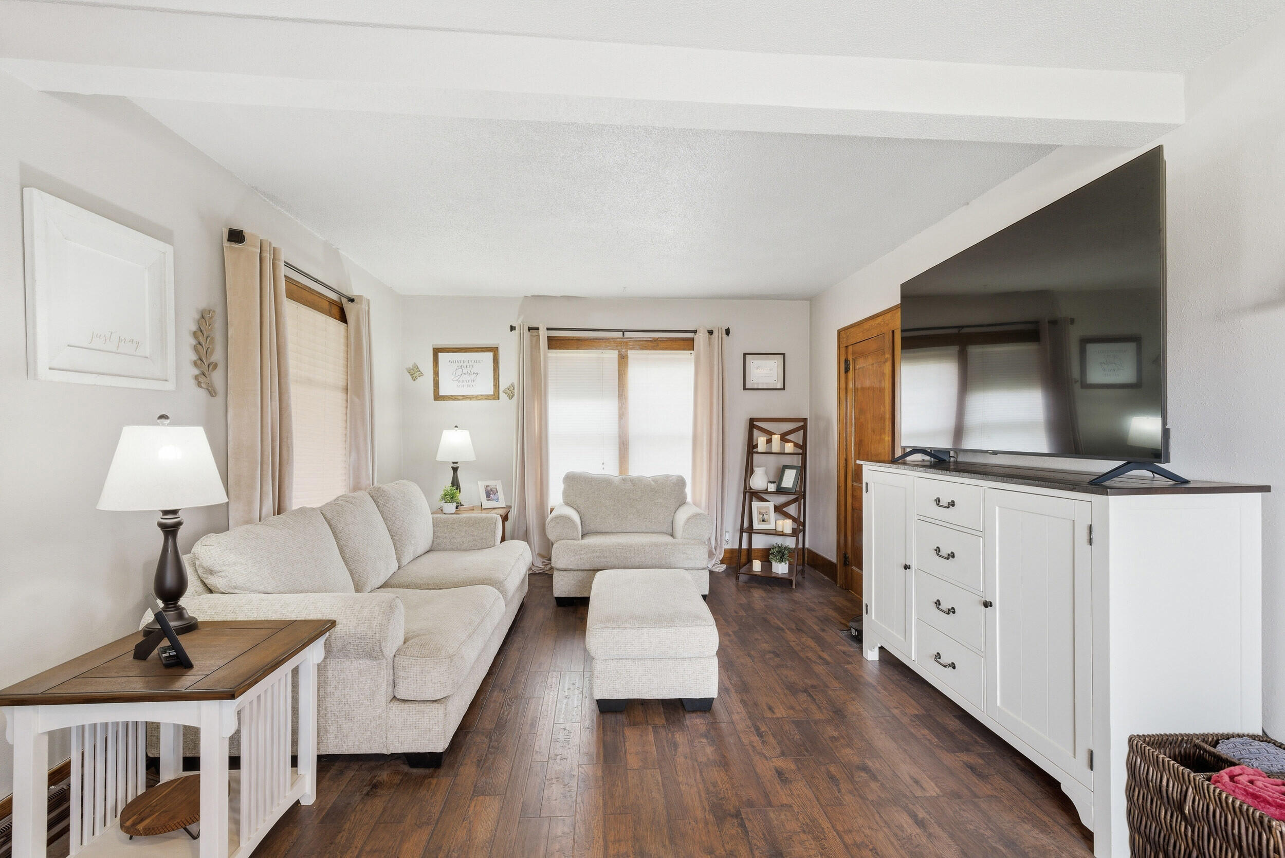 217 E Main St