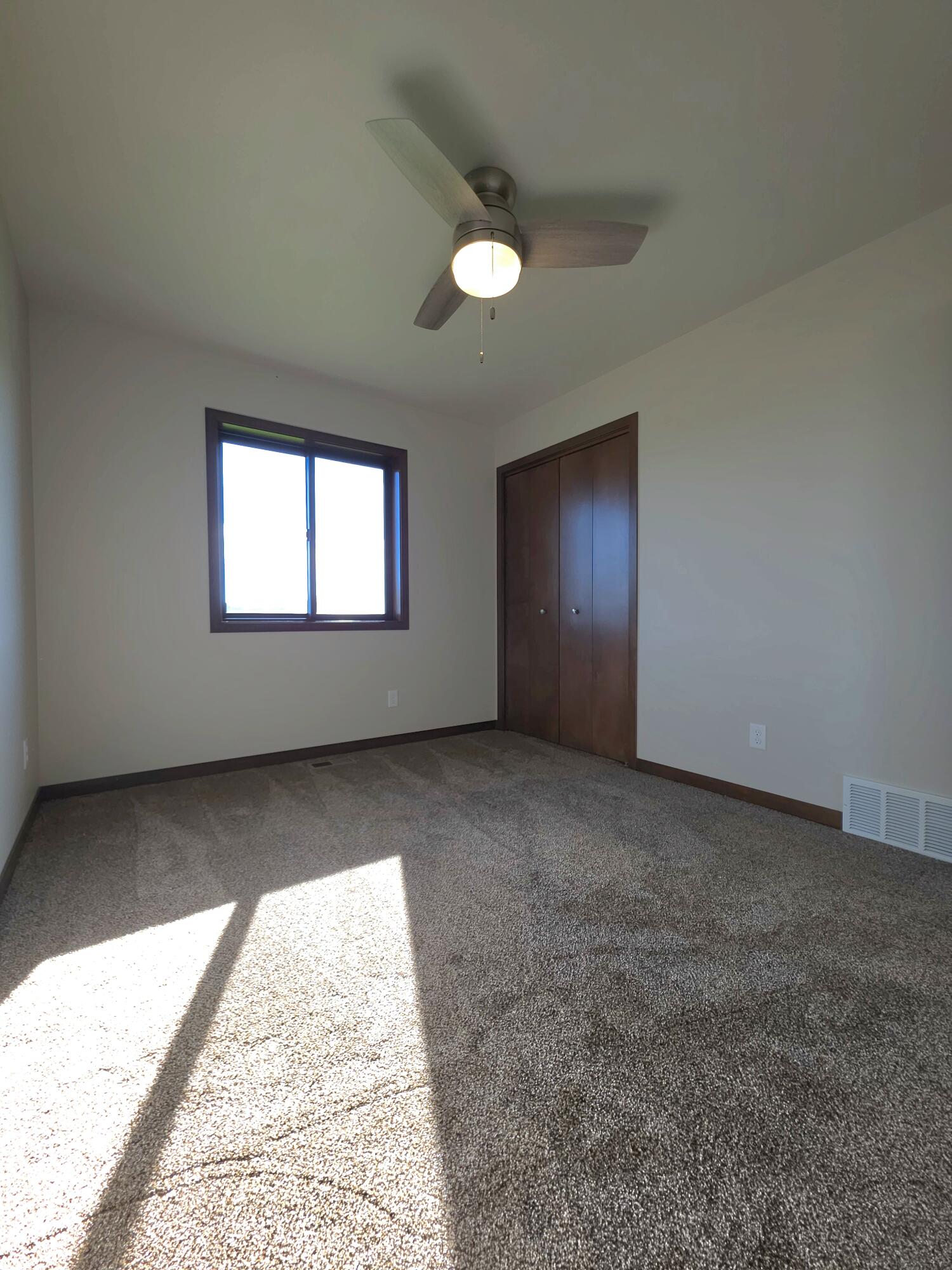 677 N Van't Haaff Dr