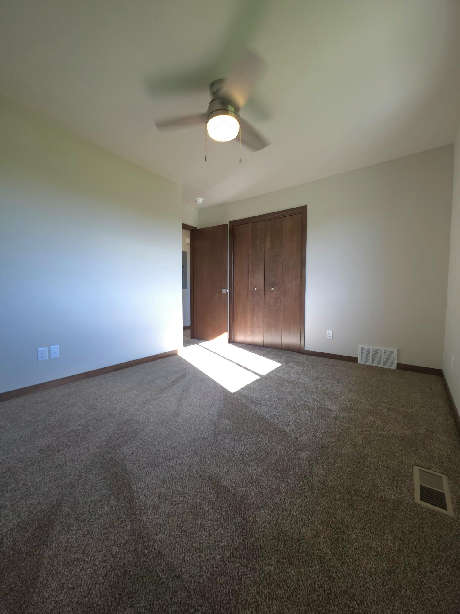 677 N Van't Haaff Dr