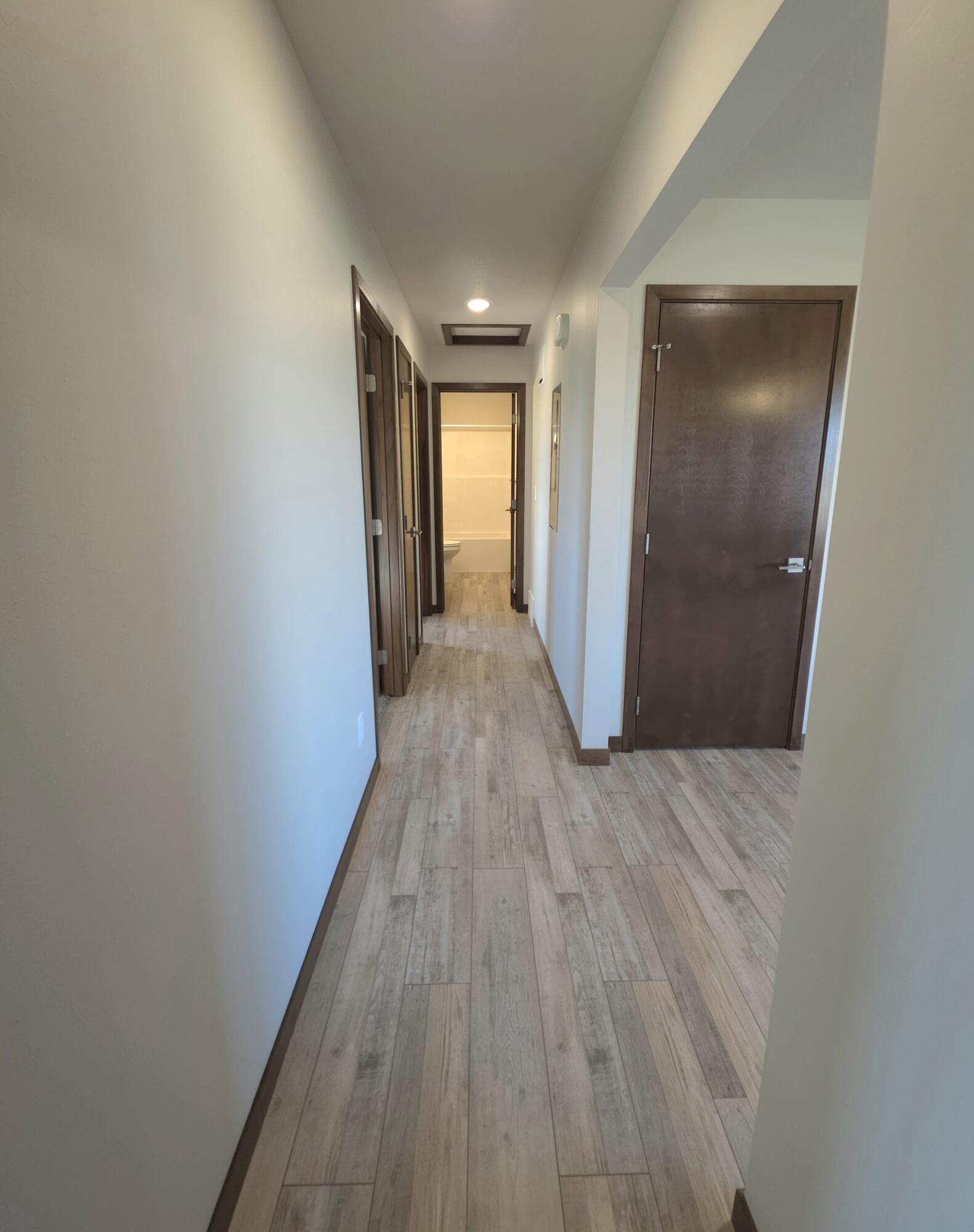 677 N Van't Haaff Dr