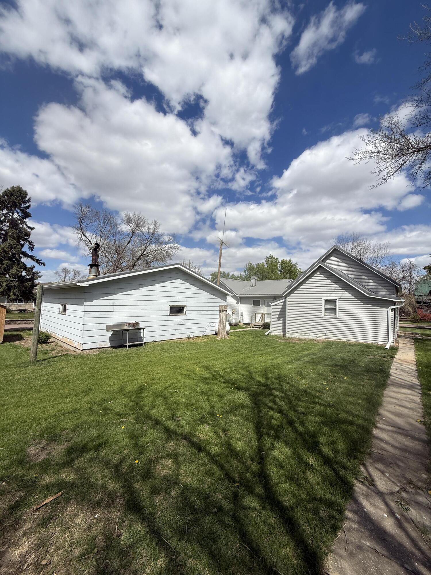 107 N Sloan St