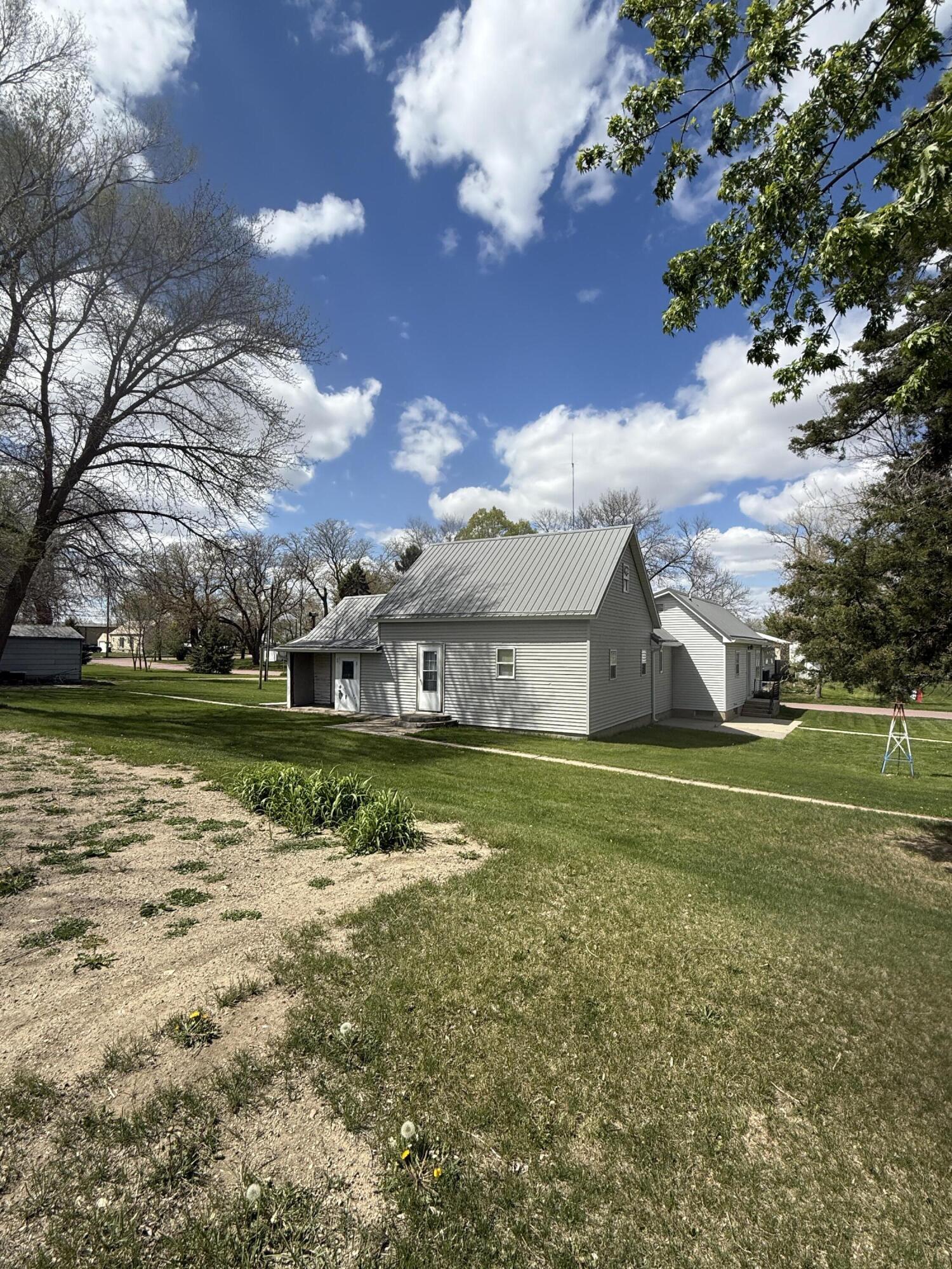 107 N Sloan St