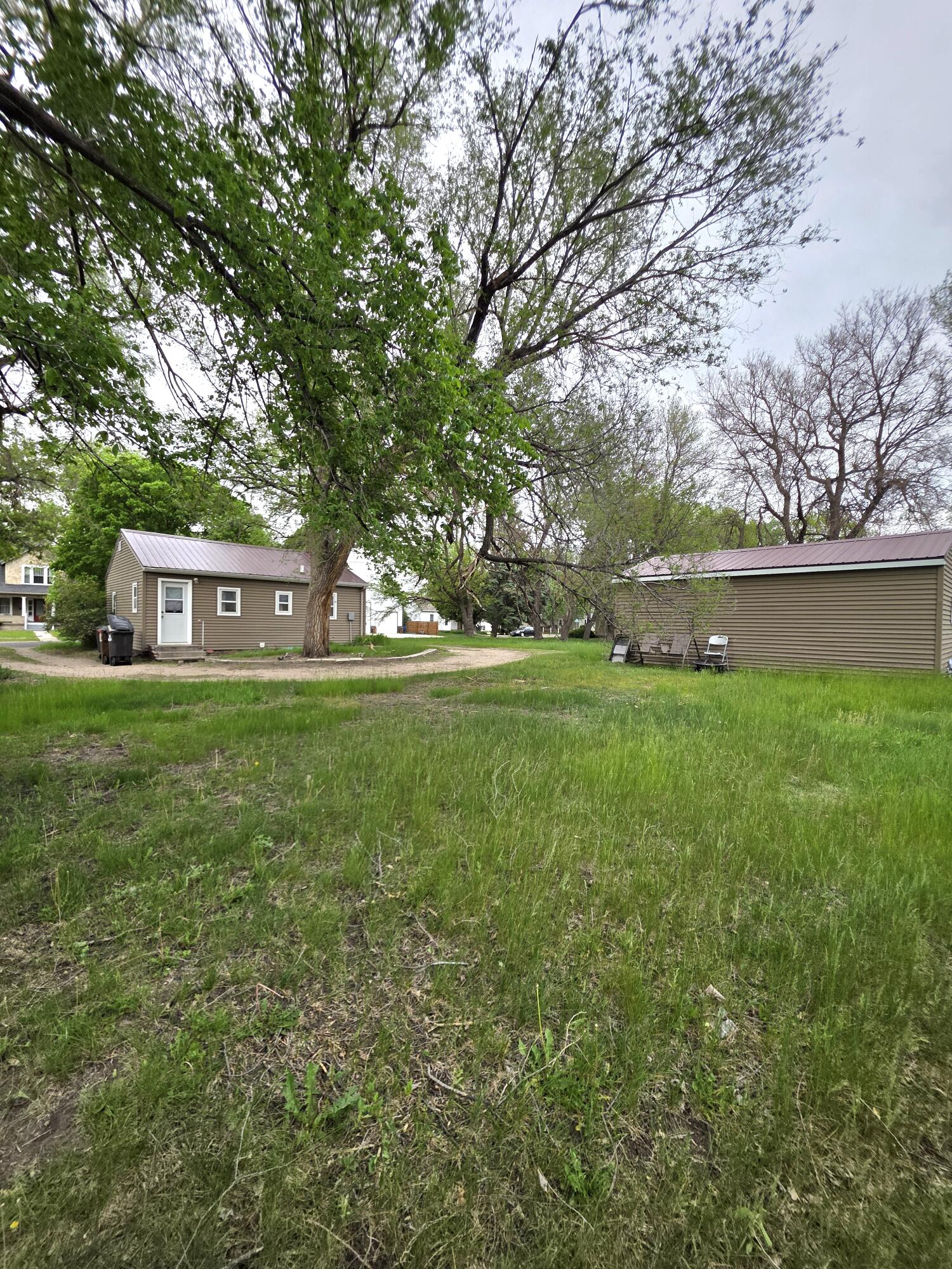 515 W 13th Ave