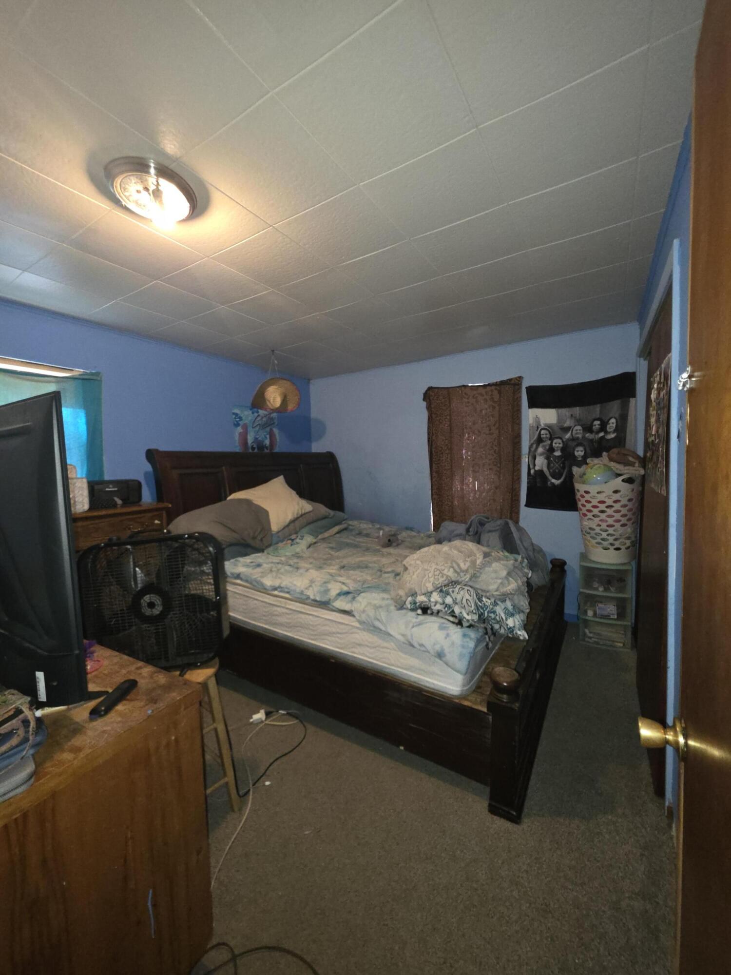 1123 W 3rd Ave