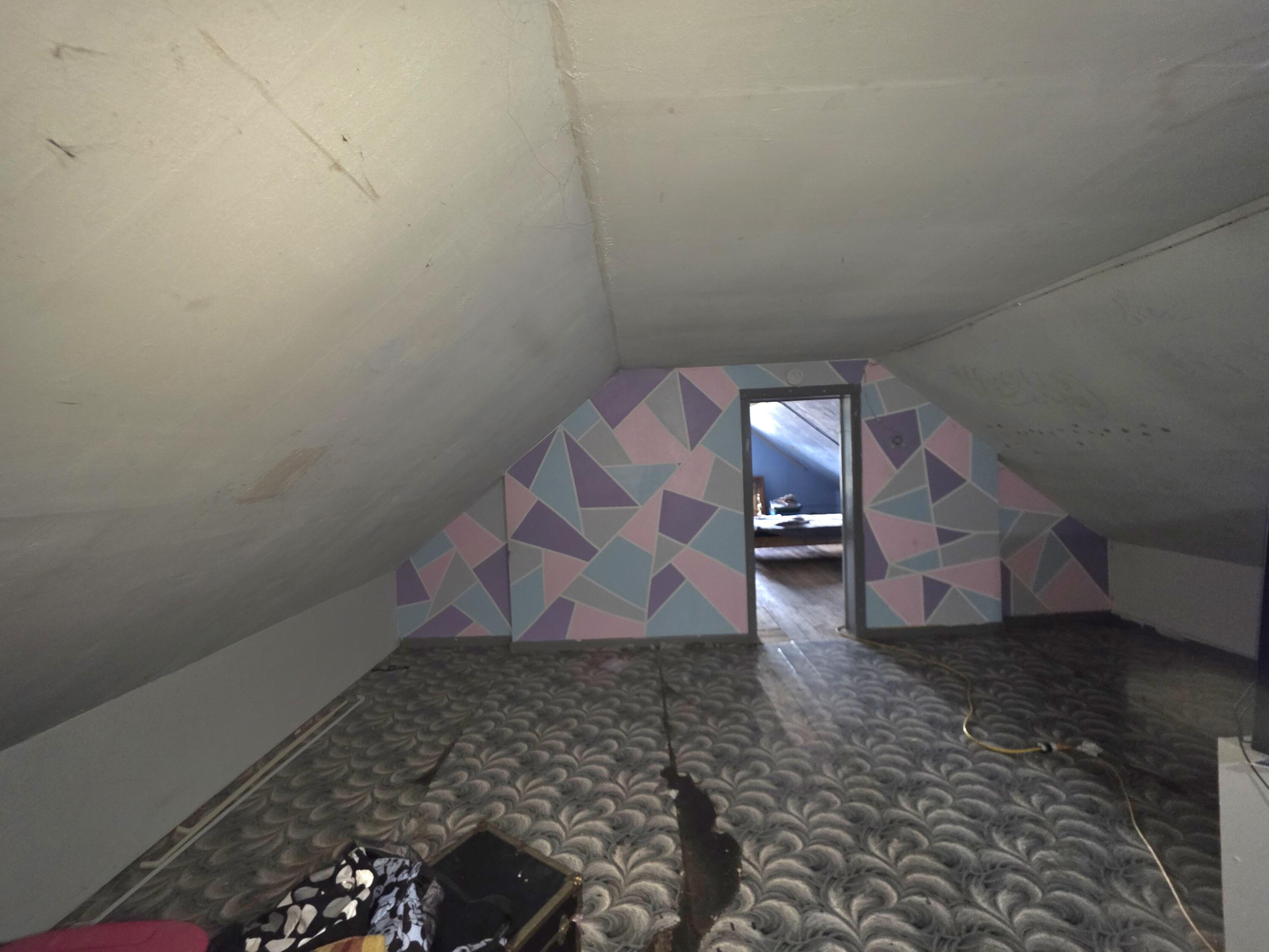 1123 W 3rd Ave