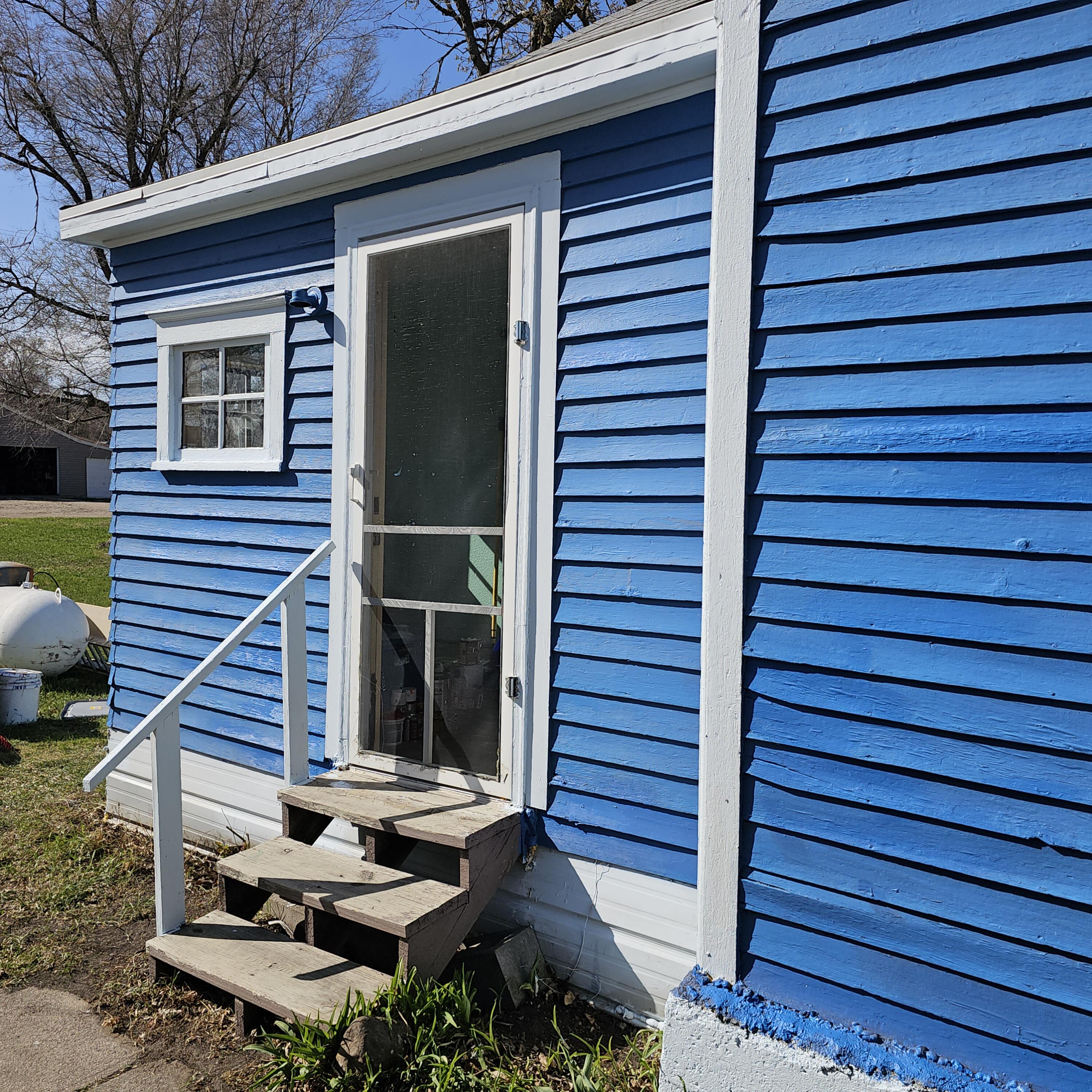 409 N Wallace Ave