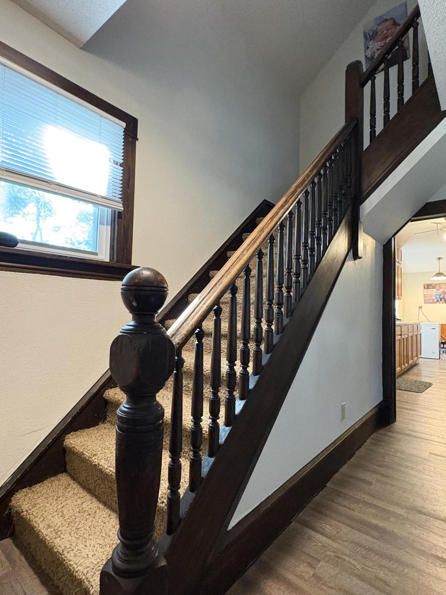 112 W 2nd St