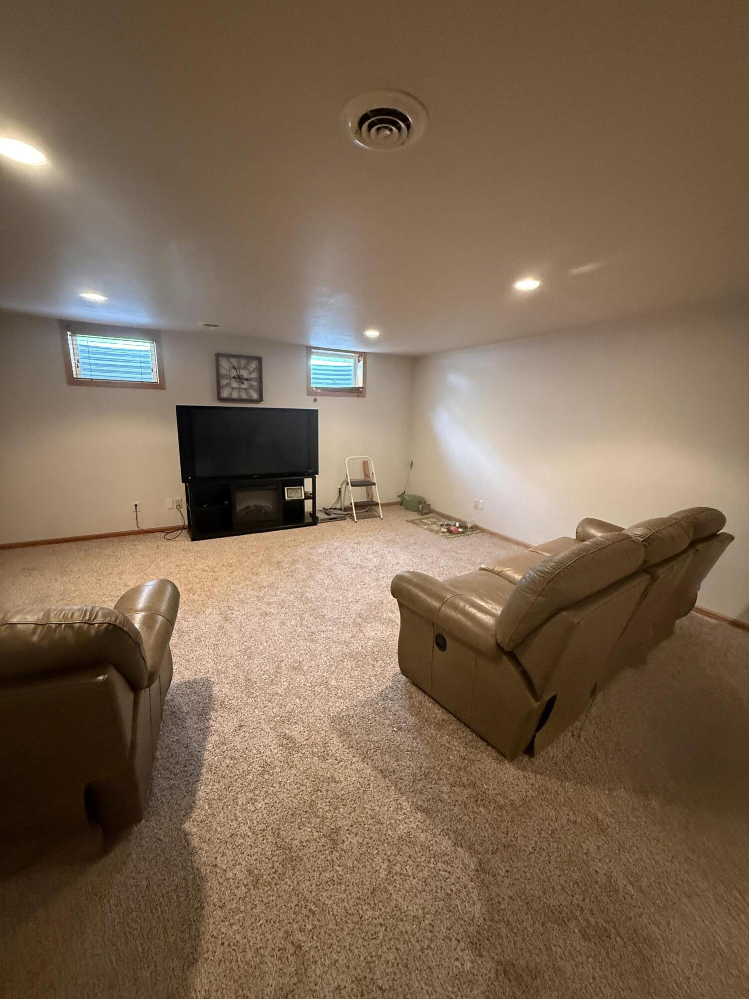 1428 Sawgrass Ave