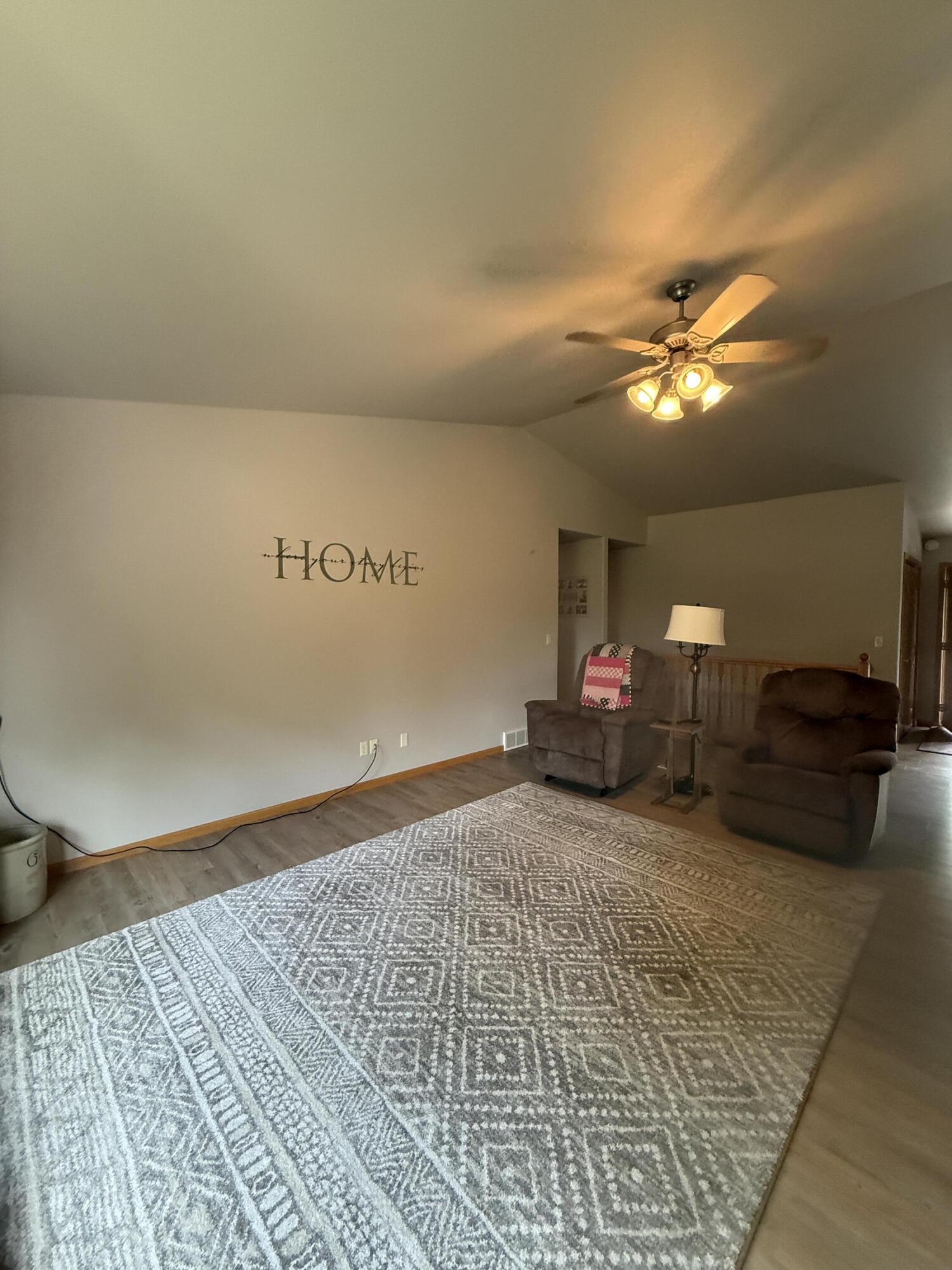 1428 Sawgrass Ave