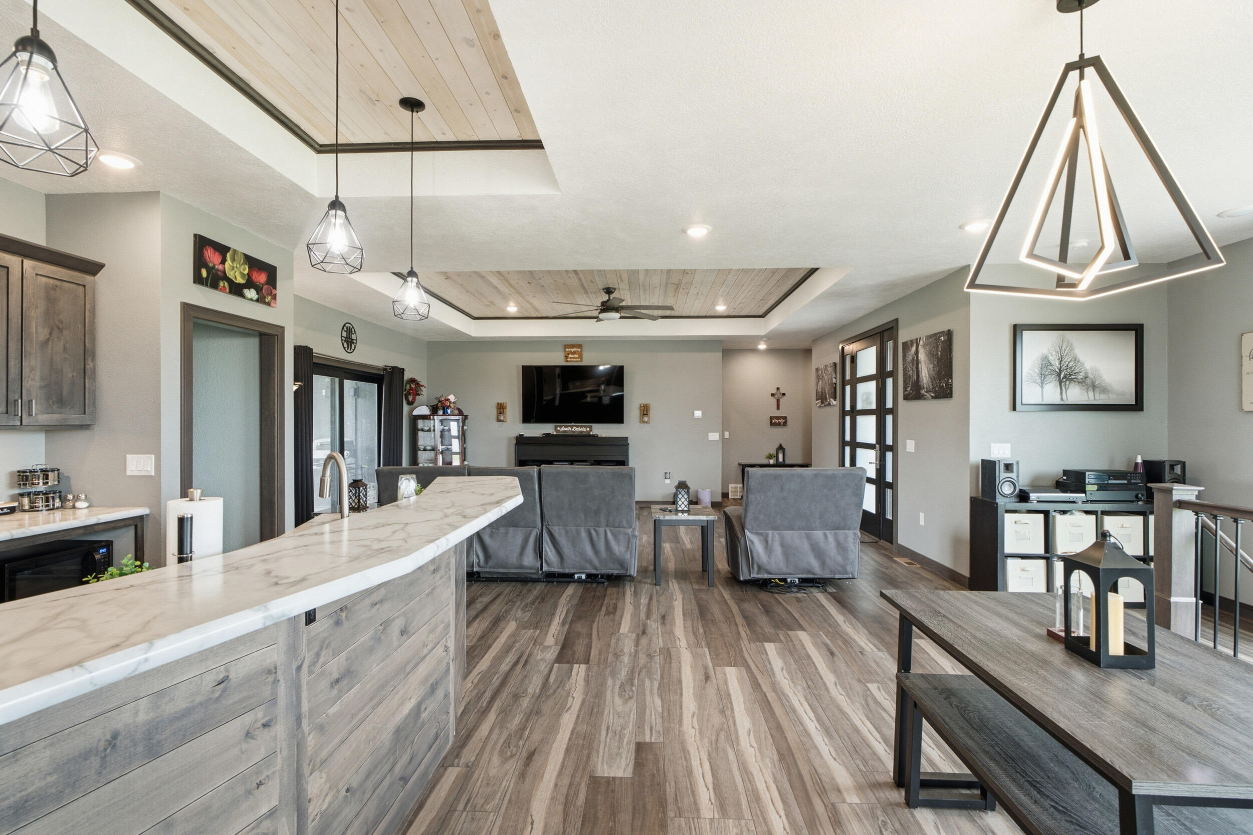 604 Doris Dr
