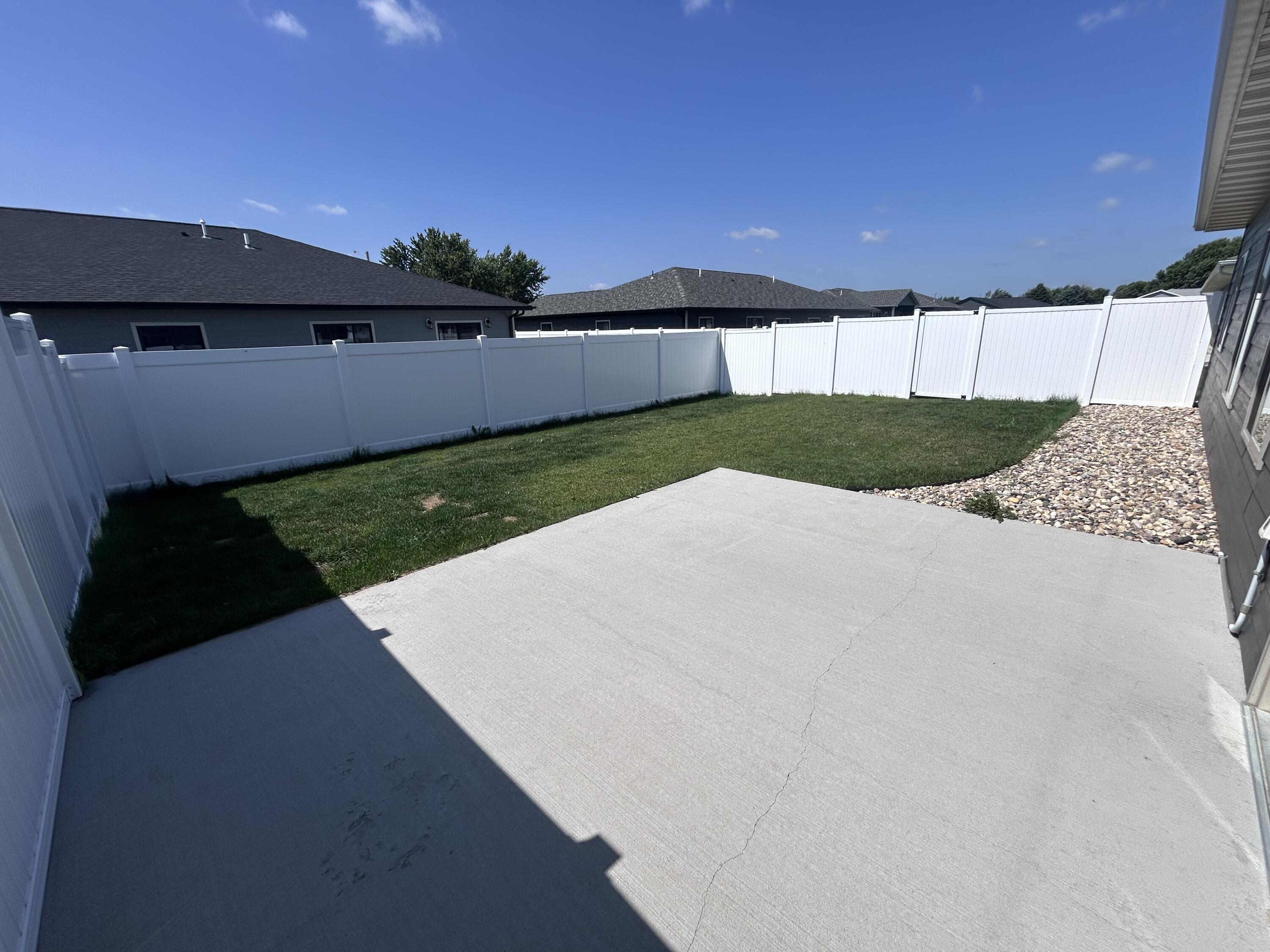 2823 Cottonwood Cir