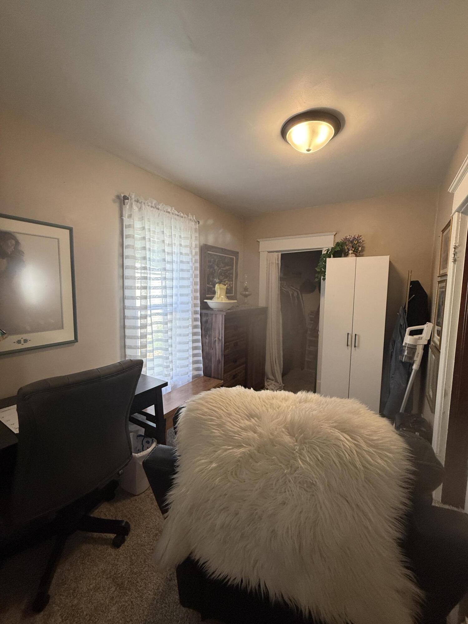 701 W 6th Ave