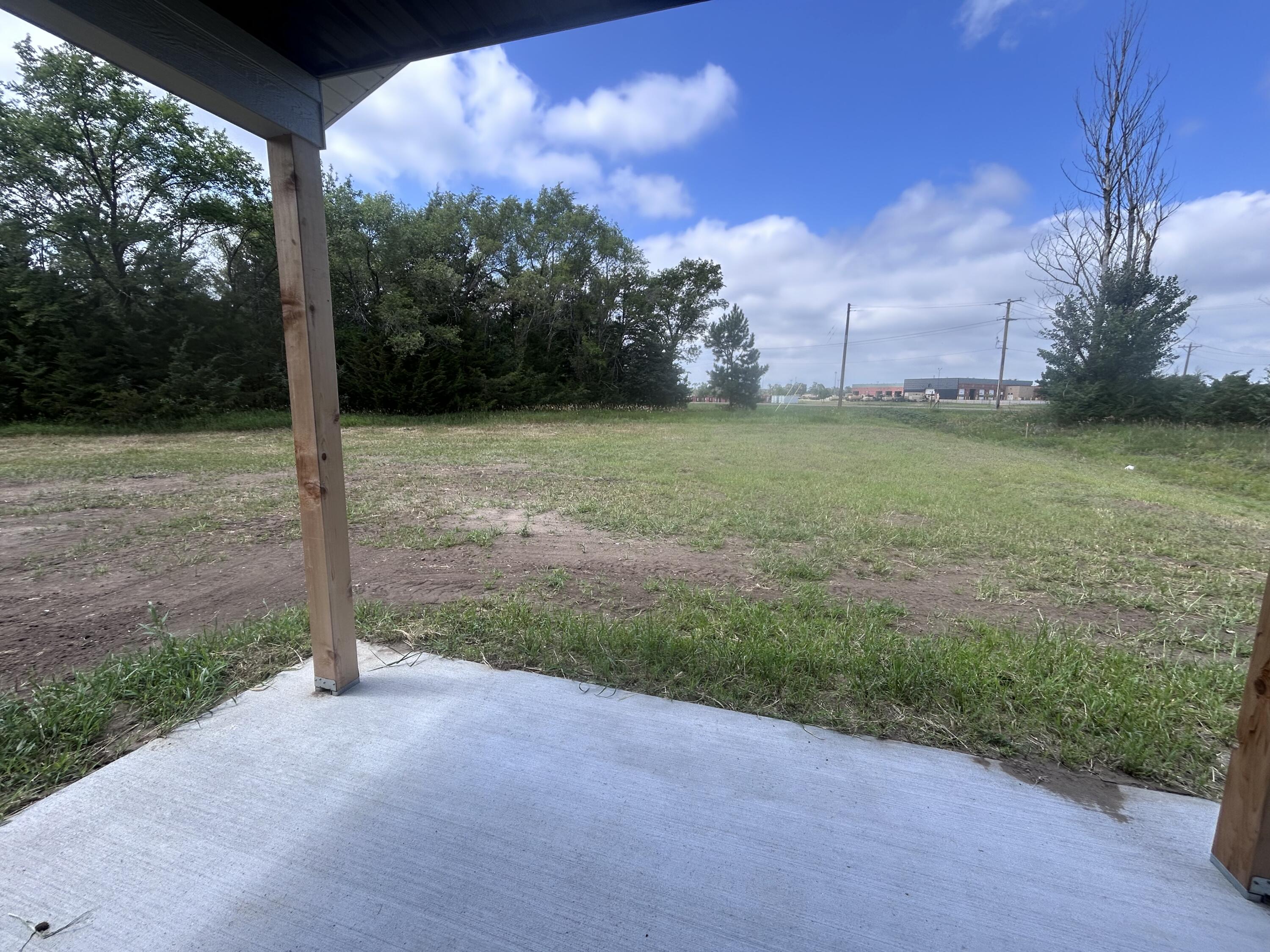1145 Woods Cir