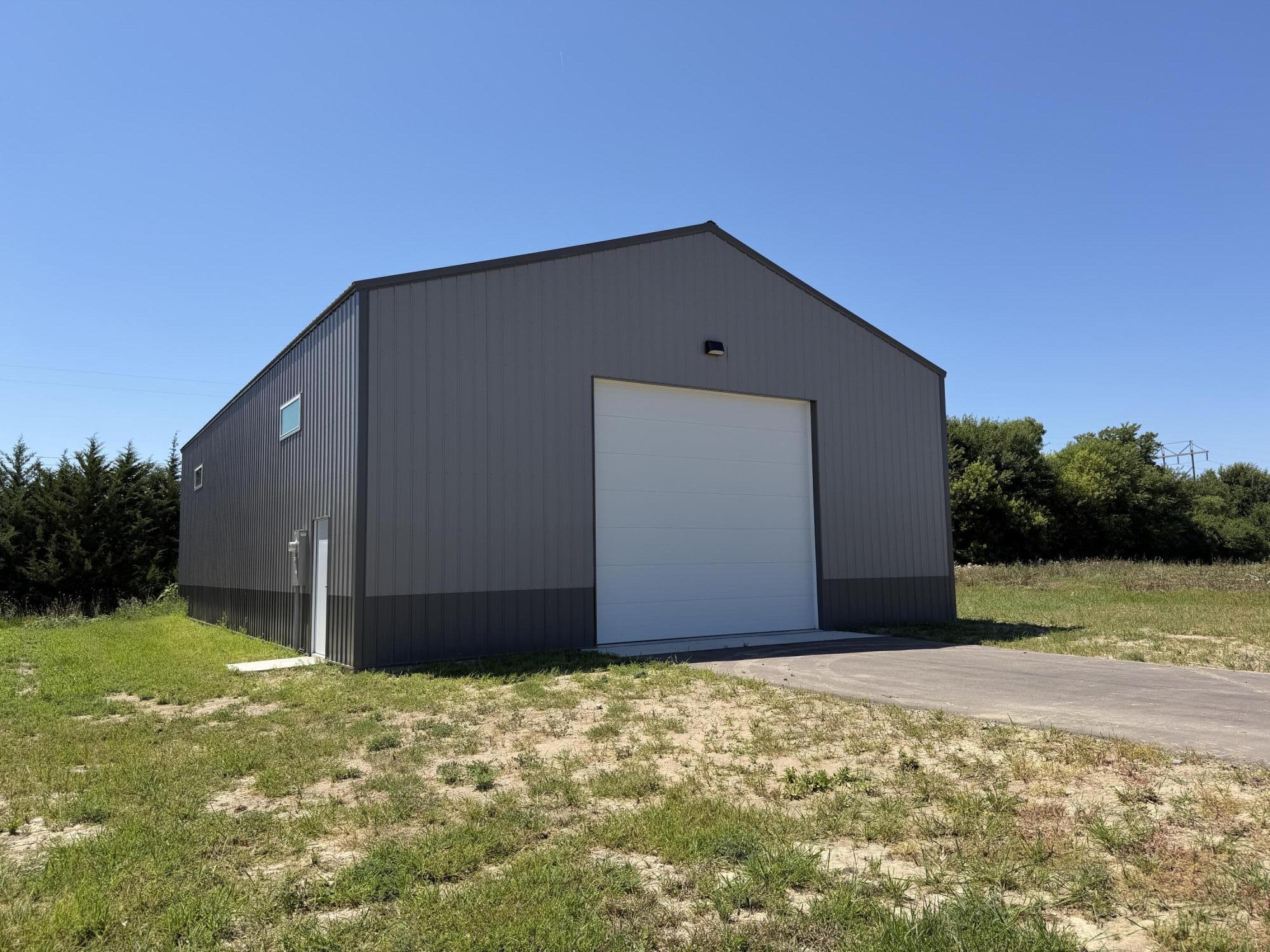 5909 Sam St