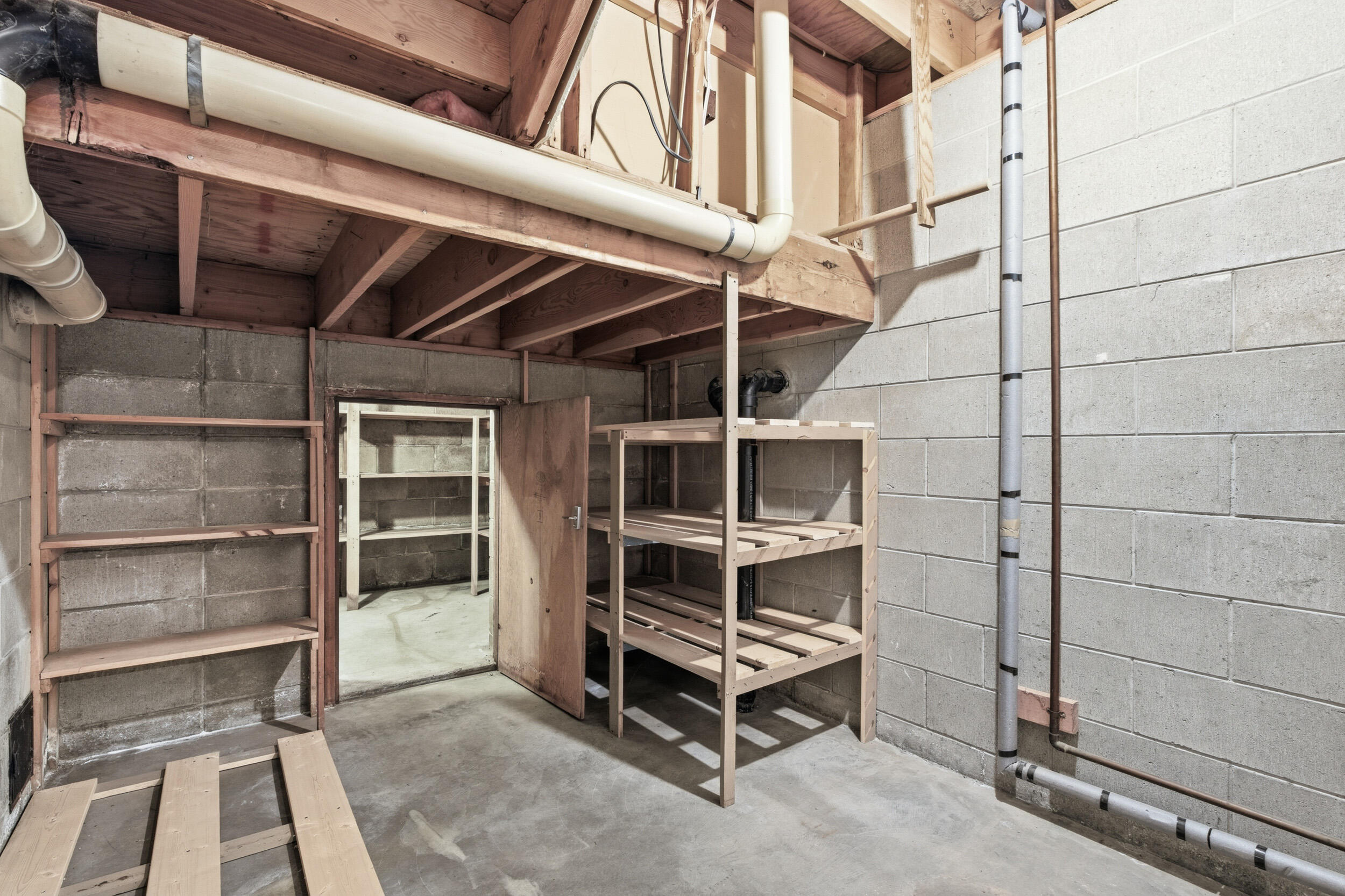 203 3rd St